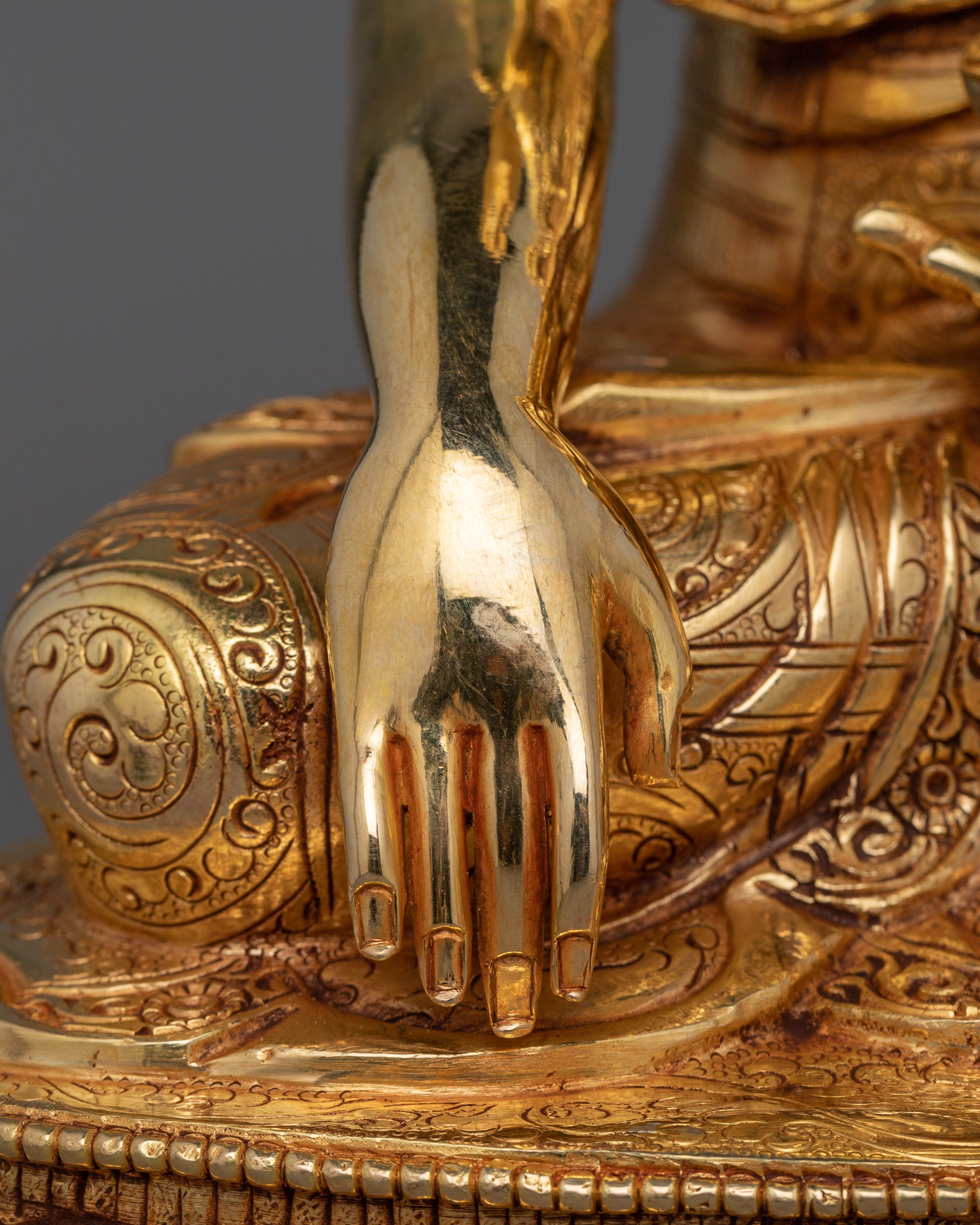 Handcrafted Himalayan Statue of Shakyamuni Buddha | The Founder of Buddhism