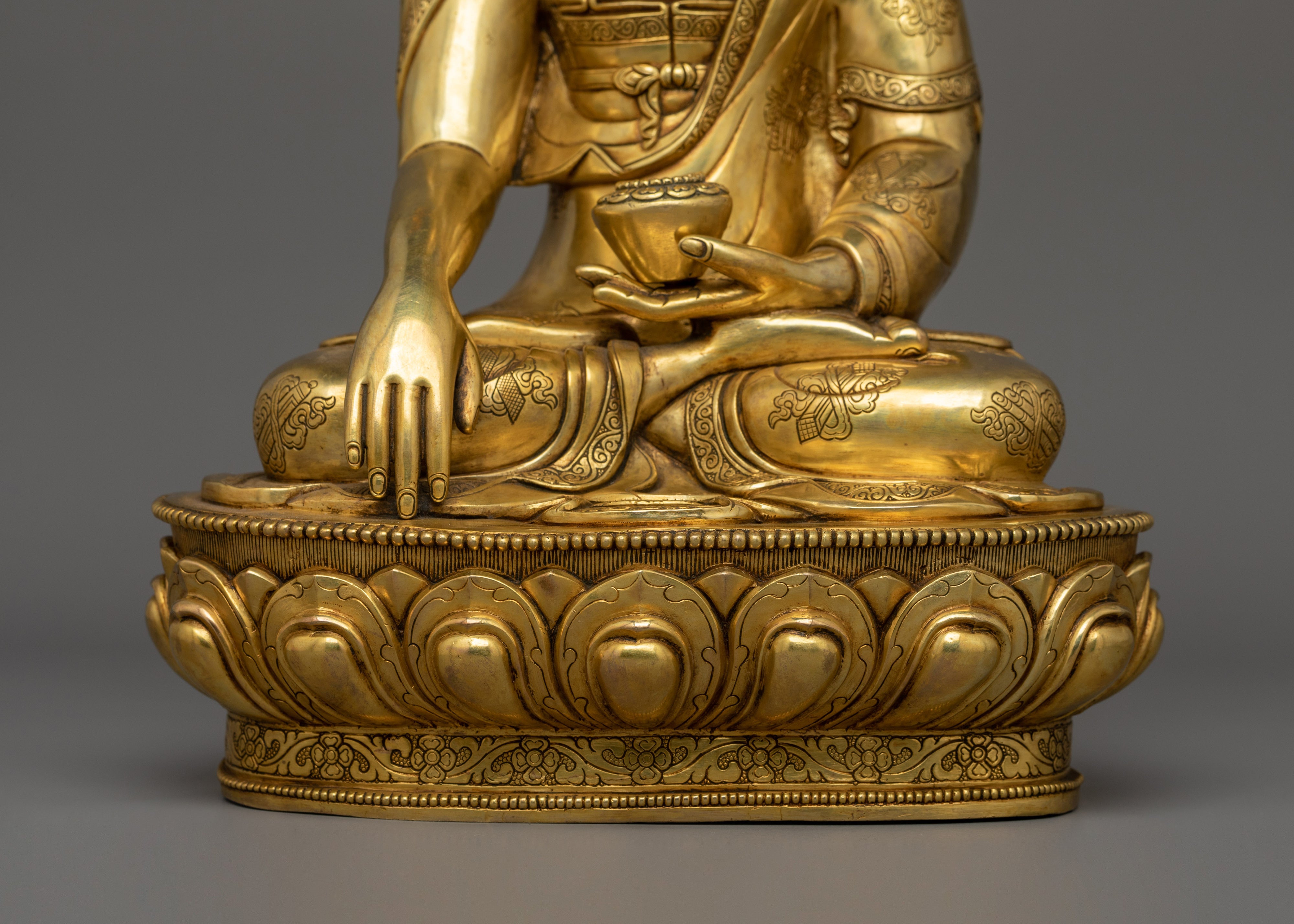 Handcrafted Statue of Gautam Buddha | Dharma Protector