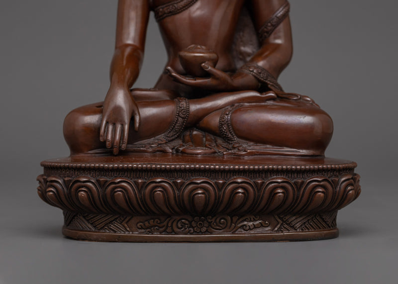 Traditional Sculpture of Shakyamuni Buddha | The Buddha of Wisdom and Compassion