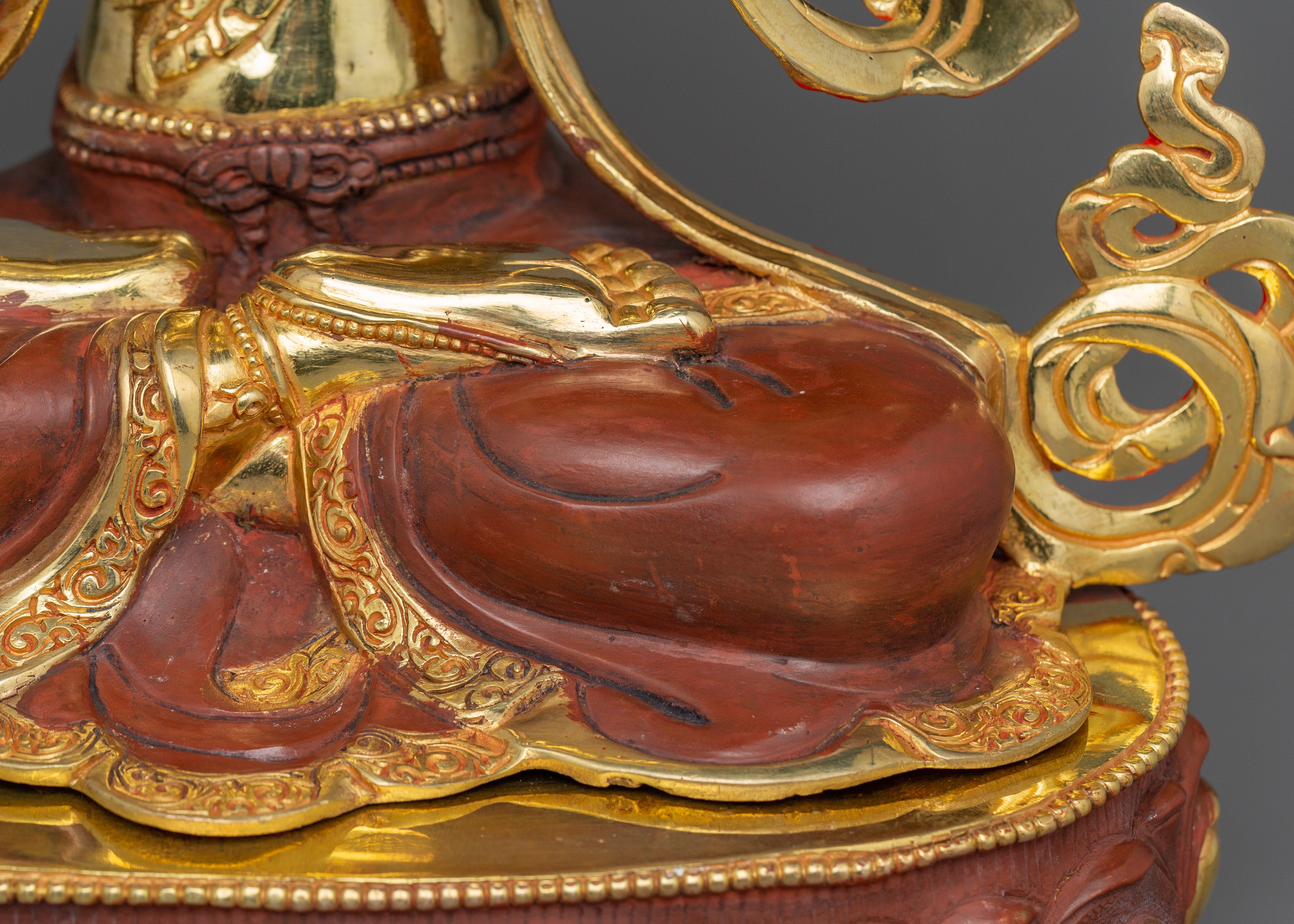 Divine Sculpture of Chenrezig | The Bodhisattva of Compassion