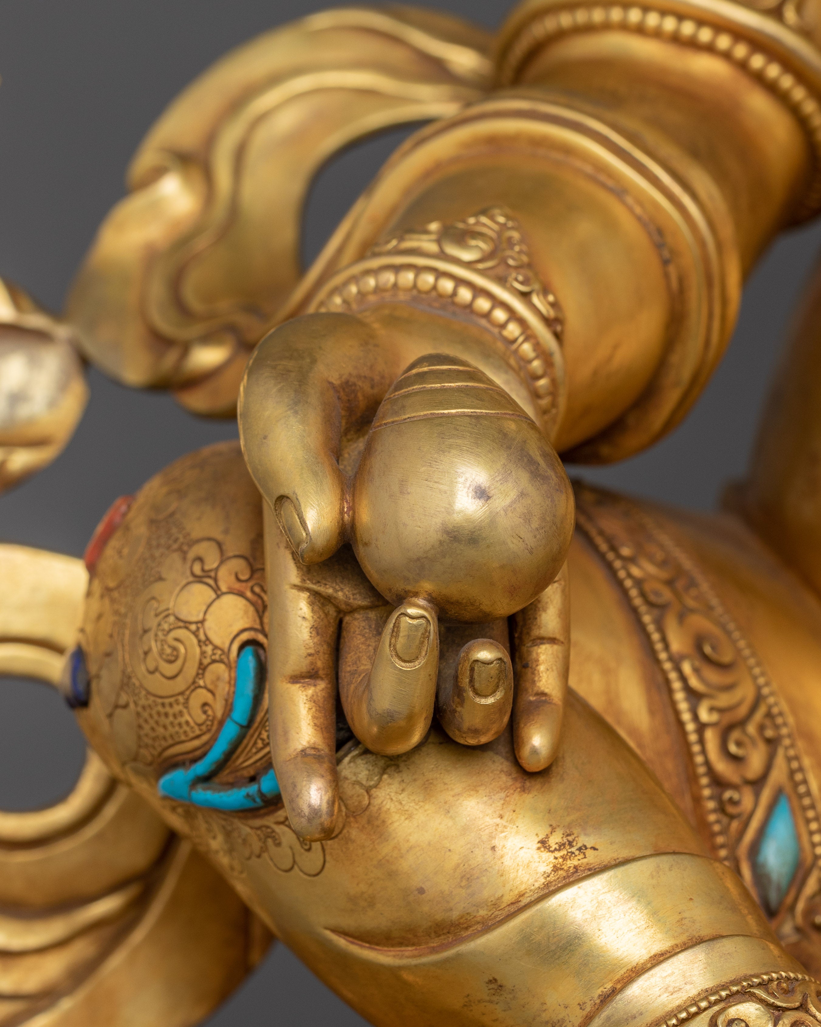Skillfully Handcrafted Statue of Dzambhala | Deity of Wealth and Prosperity