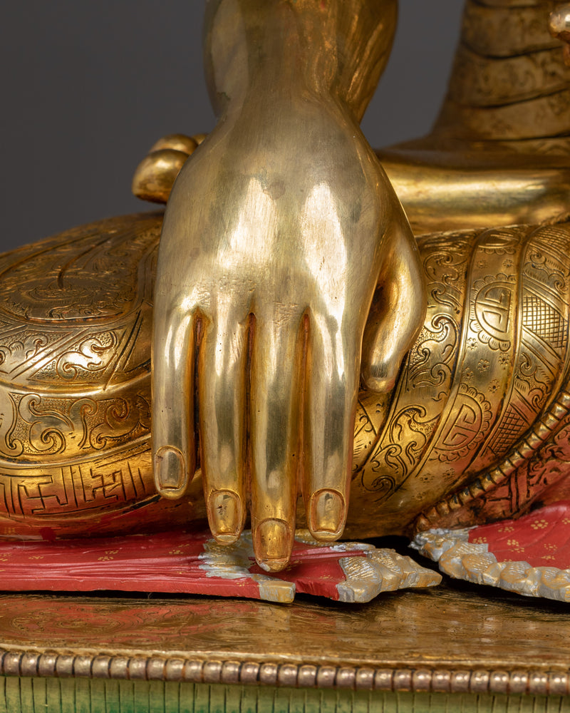 Divine Sculpture of Shakyamuni Buddha | The Enlightened One