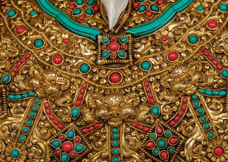 Divine Sculpture of Shakyamuni Buddha | The Enlightened One