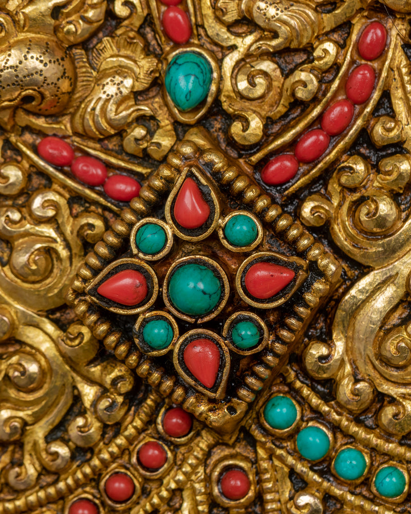 Divine Sculpture of Shakyamuni Buddha | The Enlightened One