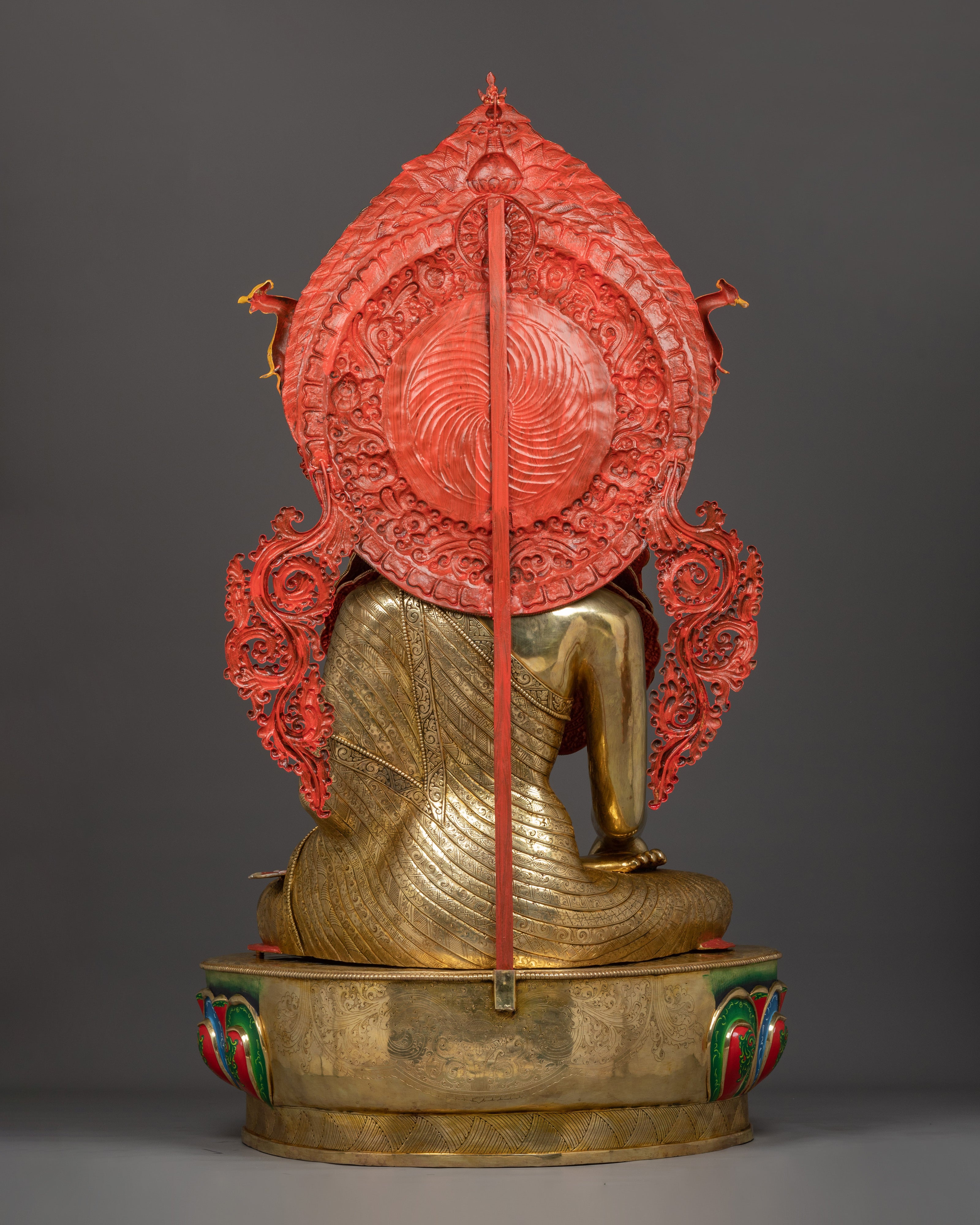 Divine Sculpture of Shakyamuni Buddha | The Enlightened One