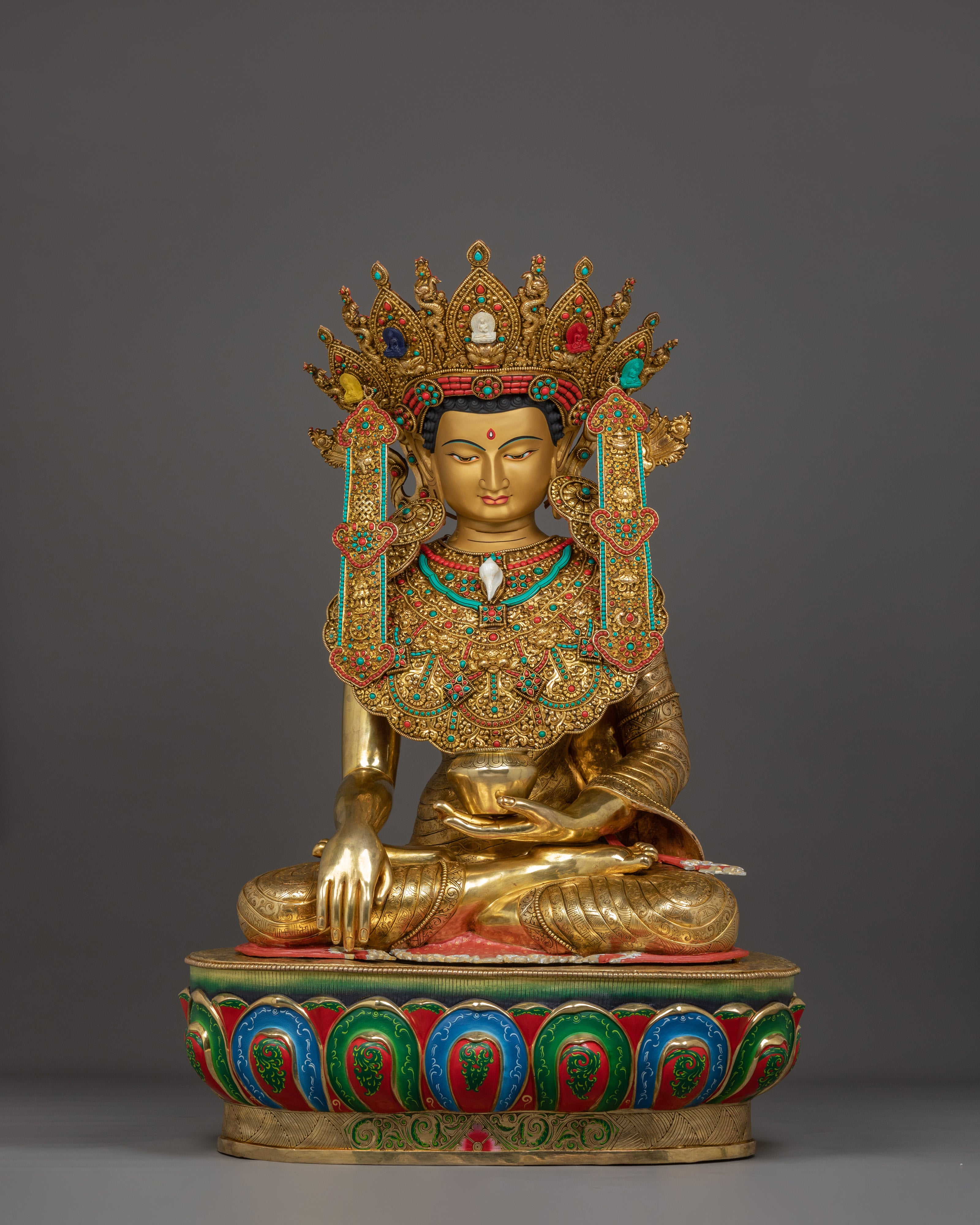 Divine Sculpture of Shakyamuni Buddha | The Enlightened One