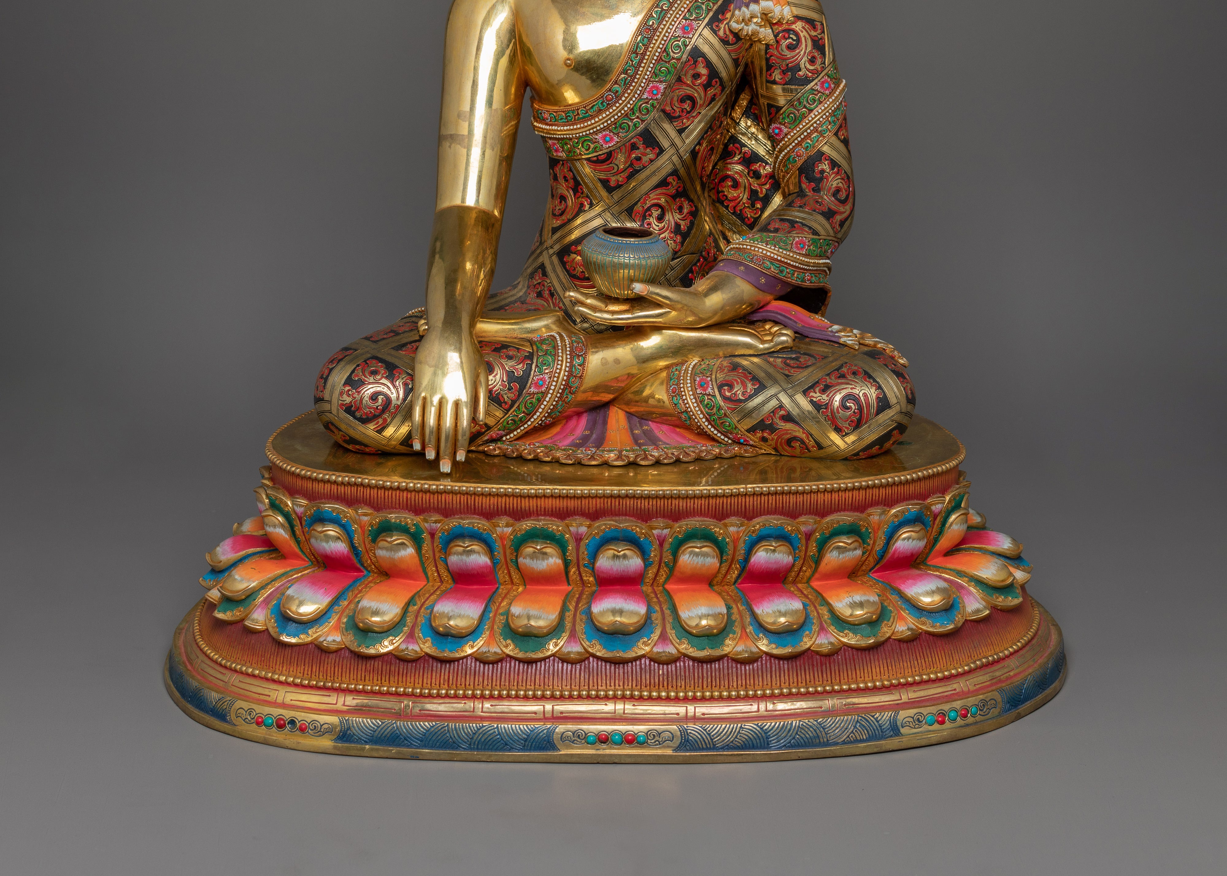 Traditional Figurine of Shakyamuni Buddha | The Buddha of Wisdom and Compassion