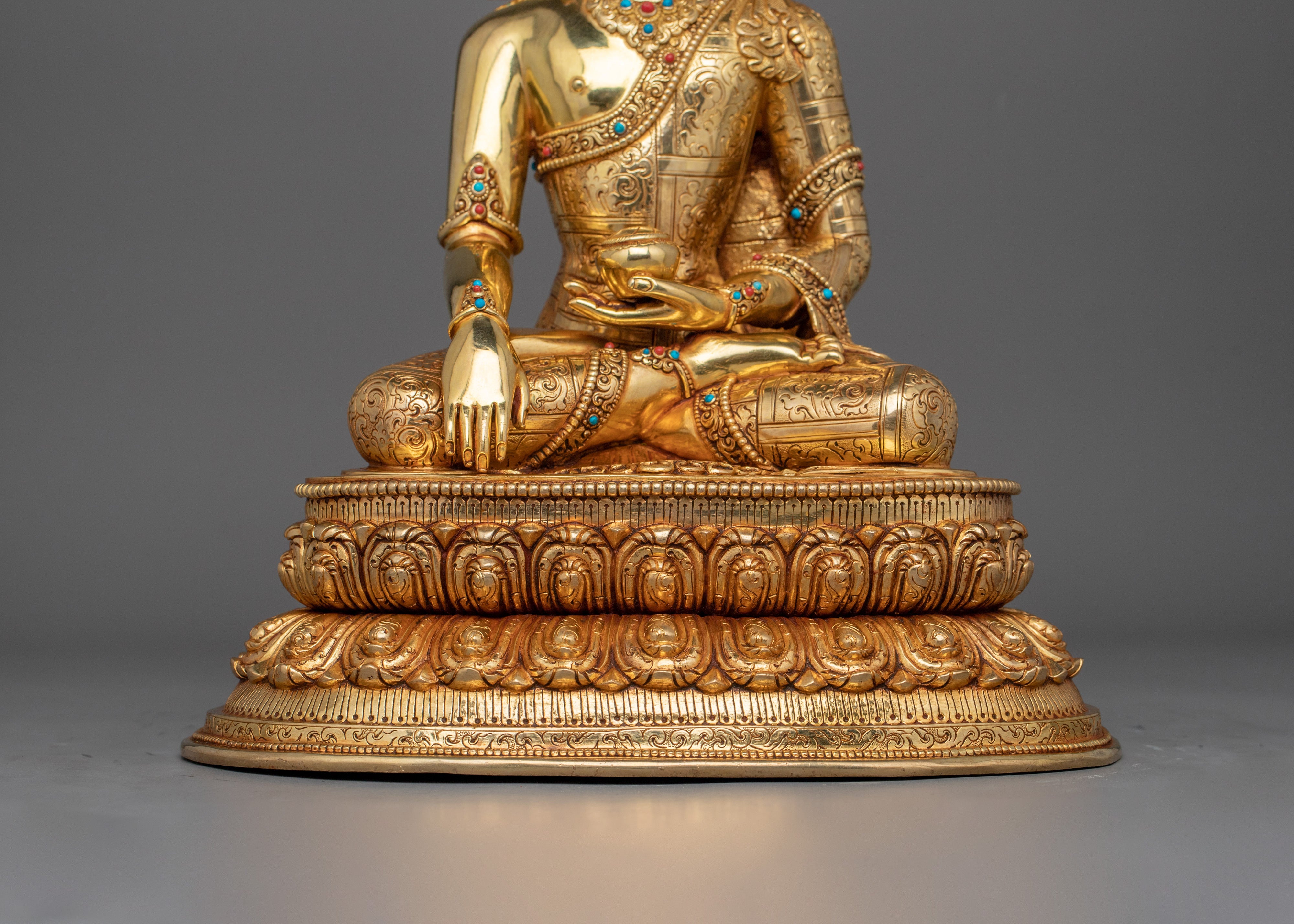 Traditional Statue of Crown Shakyamuni Buddha | The Enlightened One in Royal Attire