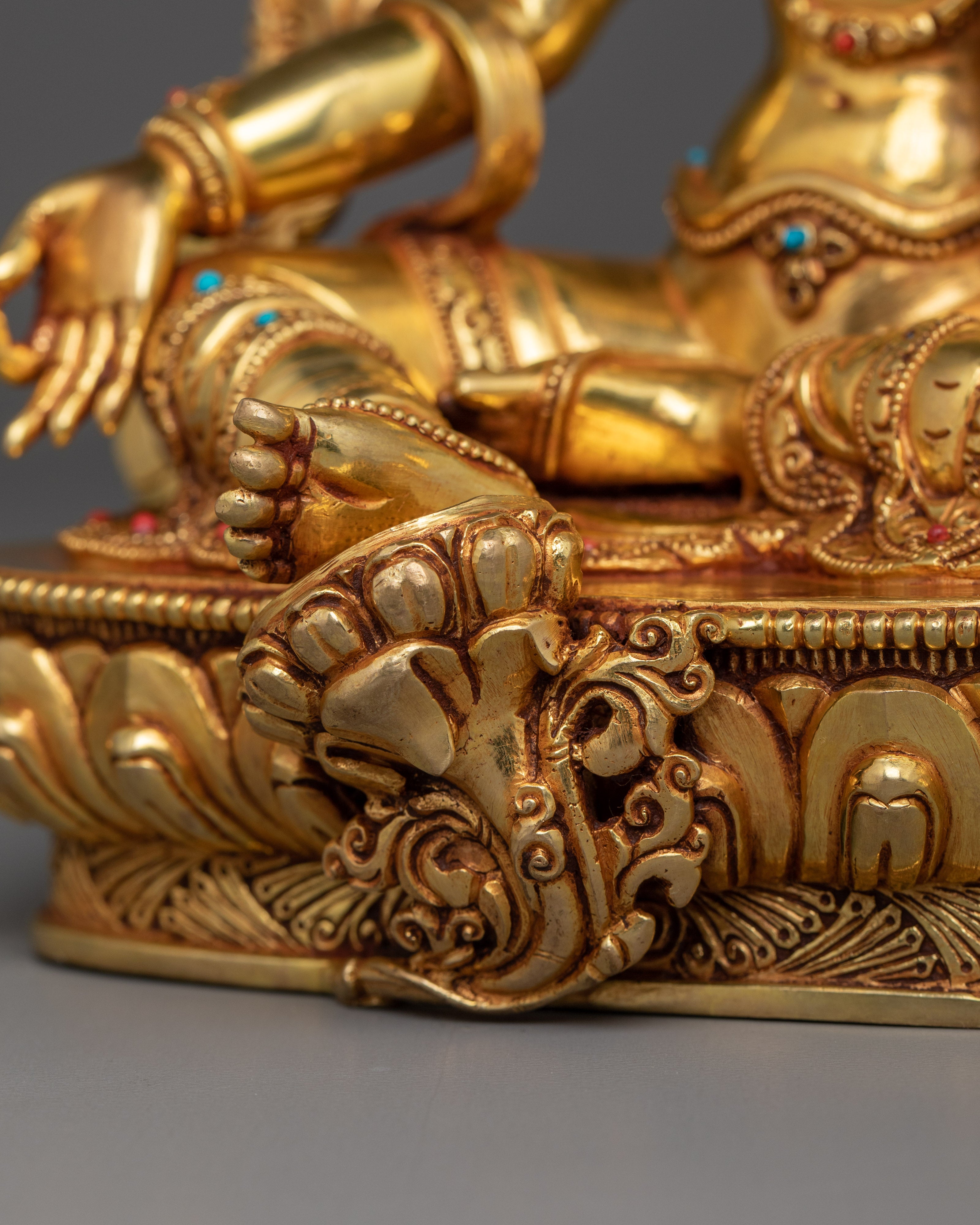 Divine Feminine Buddhism Green Tara | A Guide to Her Mantra