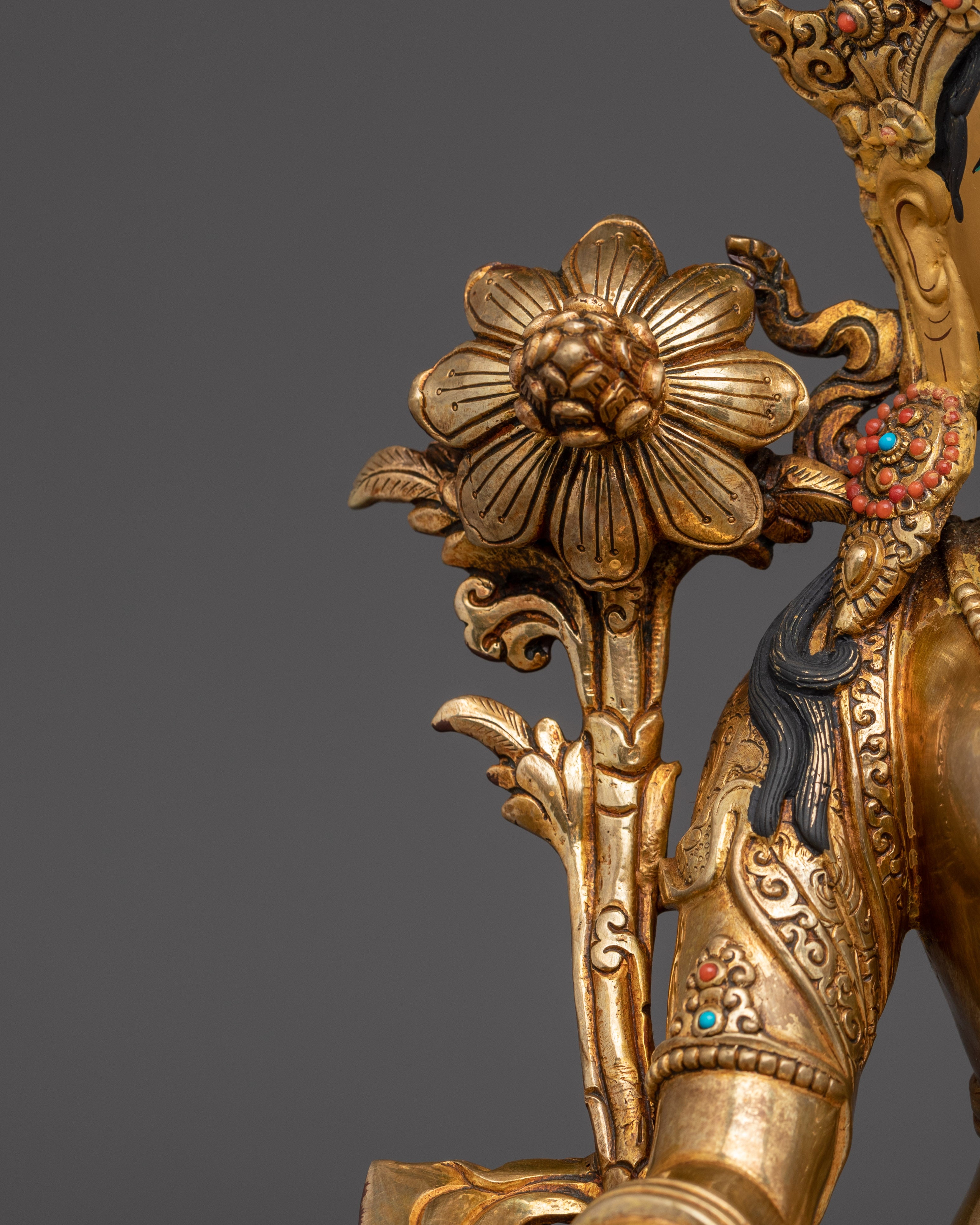 Serene White Tara Statue | Sita Tara - Compassion and Healing Tibetan Deity