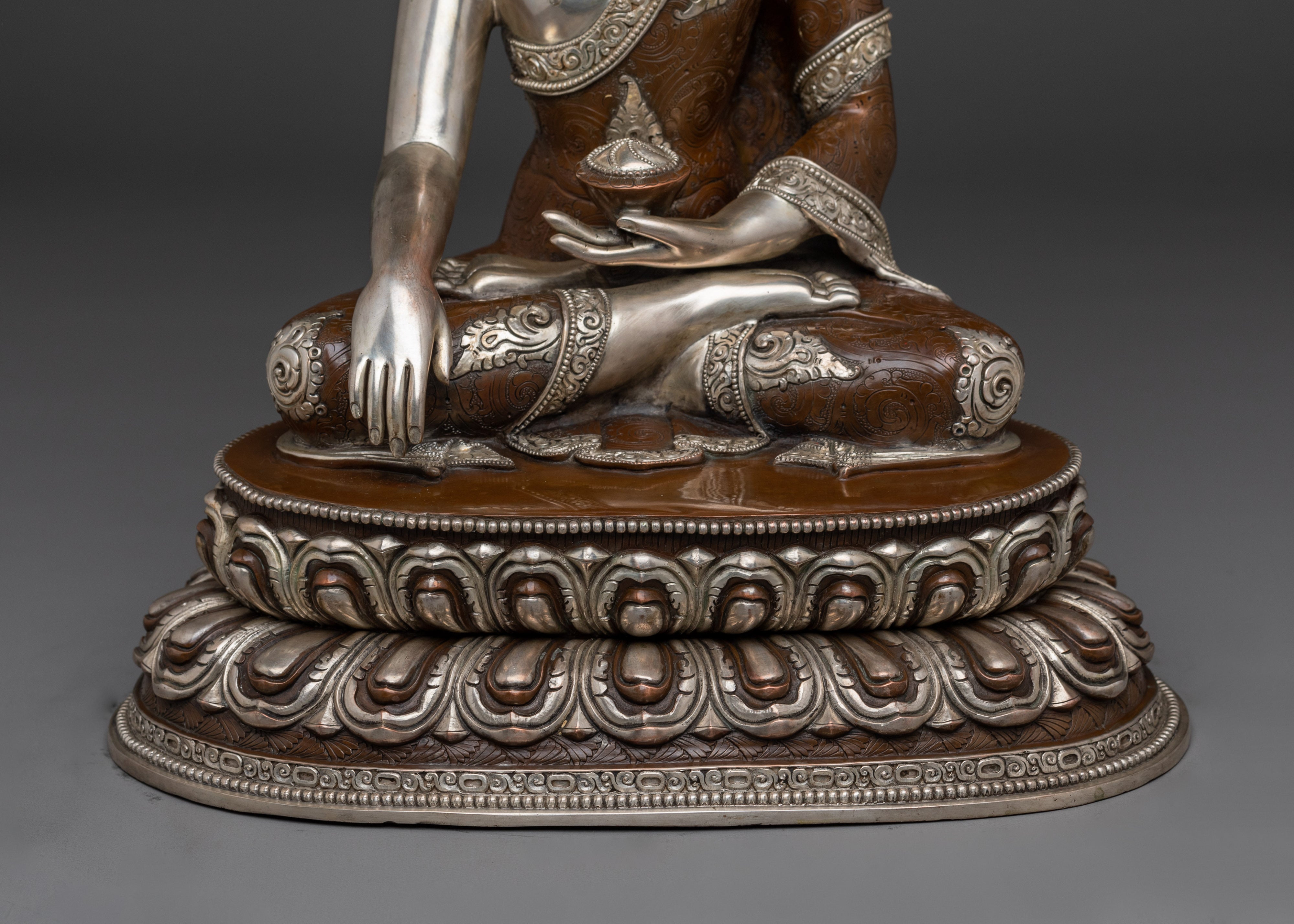 Shakyamuni Buddha with Silver Carvings | Walking the Middle Way