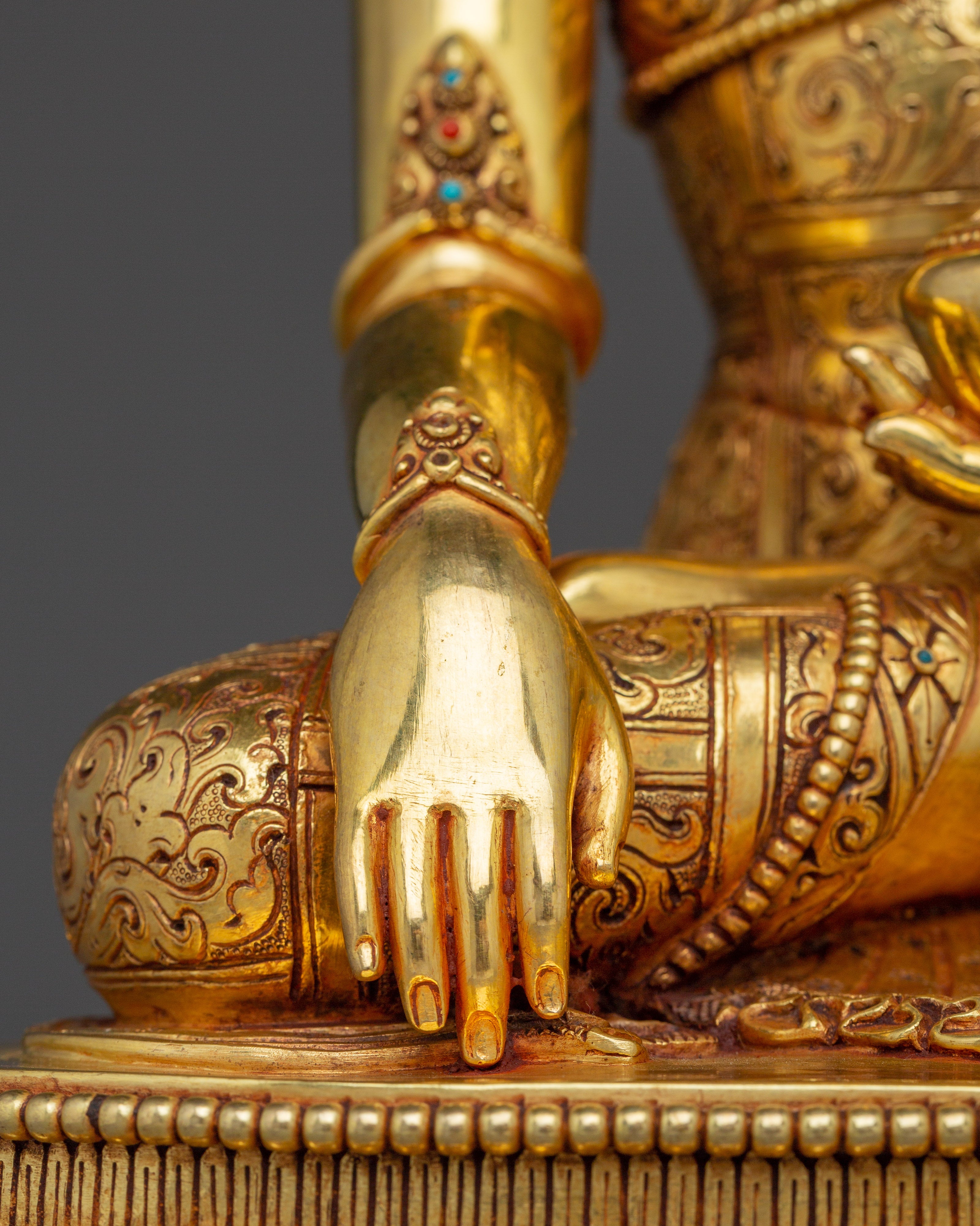 Decorative Shakyamuni Buddha Statue | Enlightenment Symbol