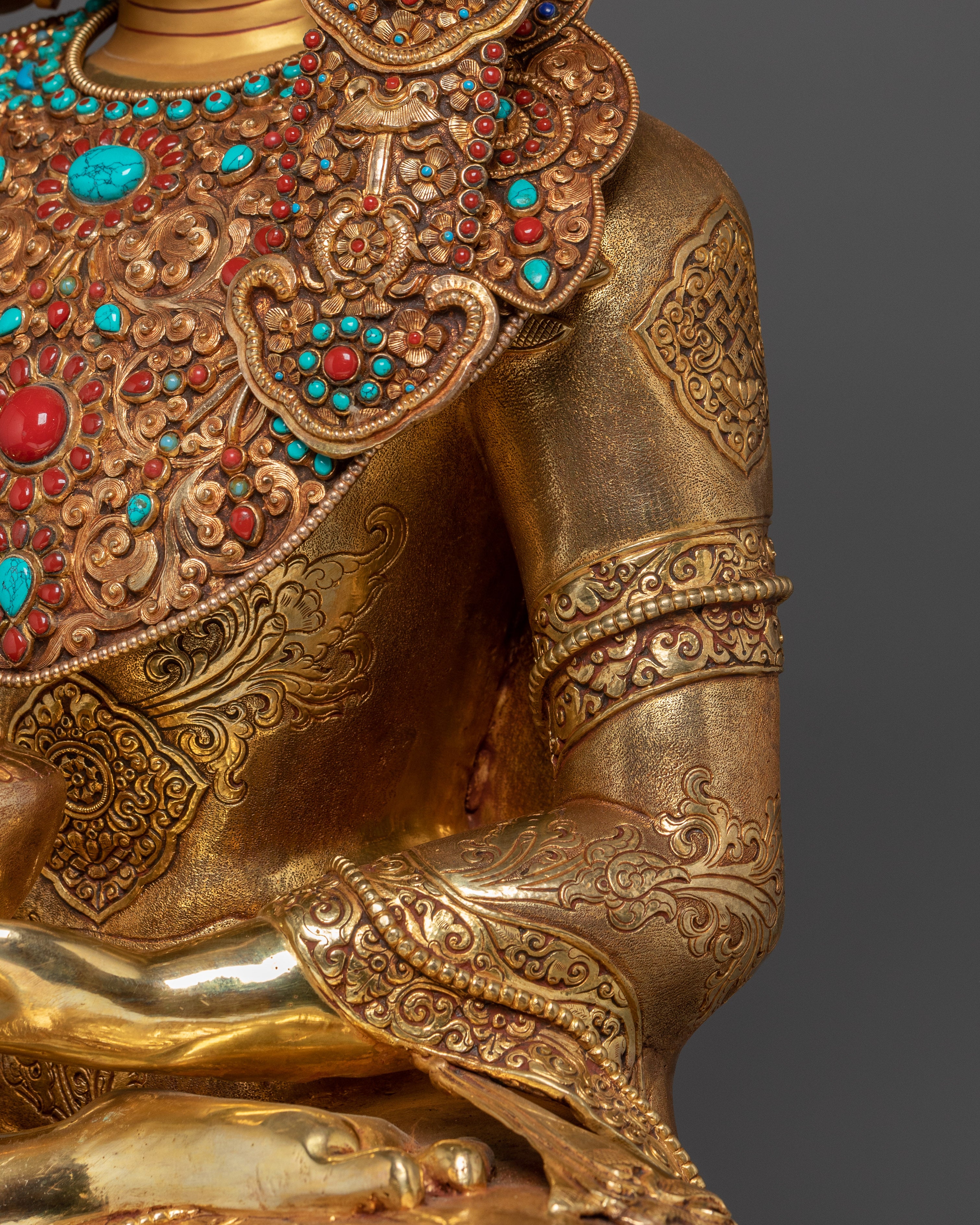 Crown Shakyamuni Buddha Statue | Traditional Figure