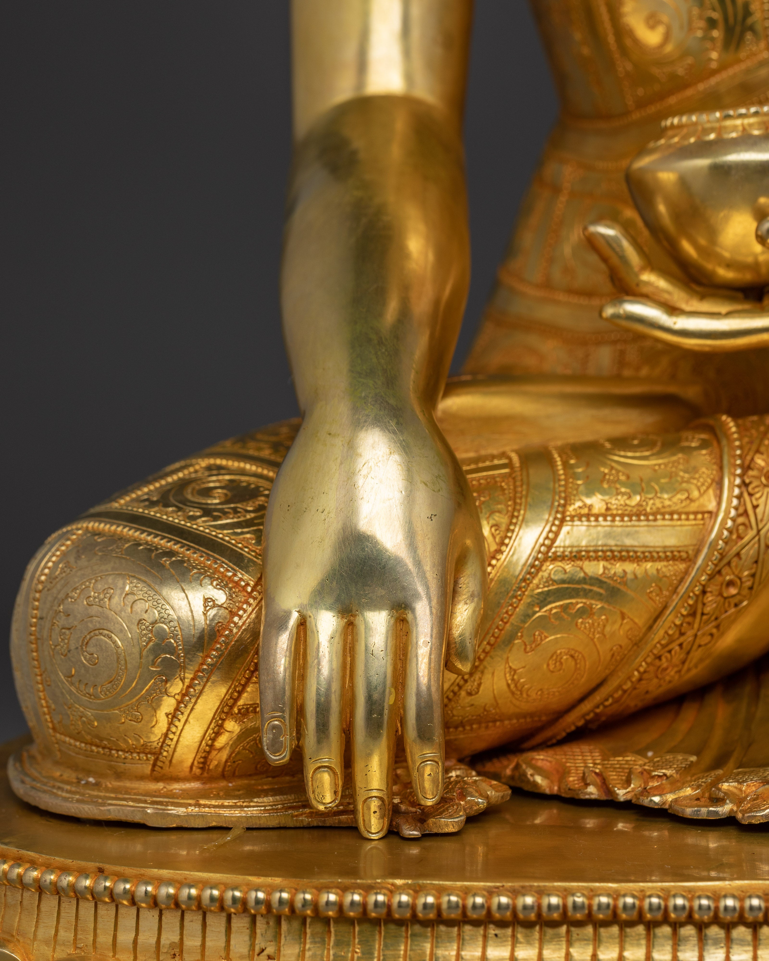 Tibetan Copper Shakyamuni Buddha Statue | Perfect for Meditation and Buddhist Altars