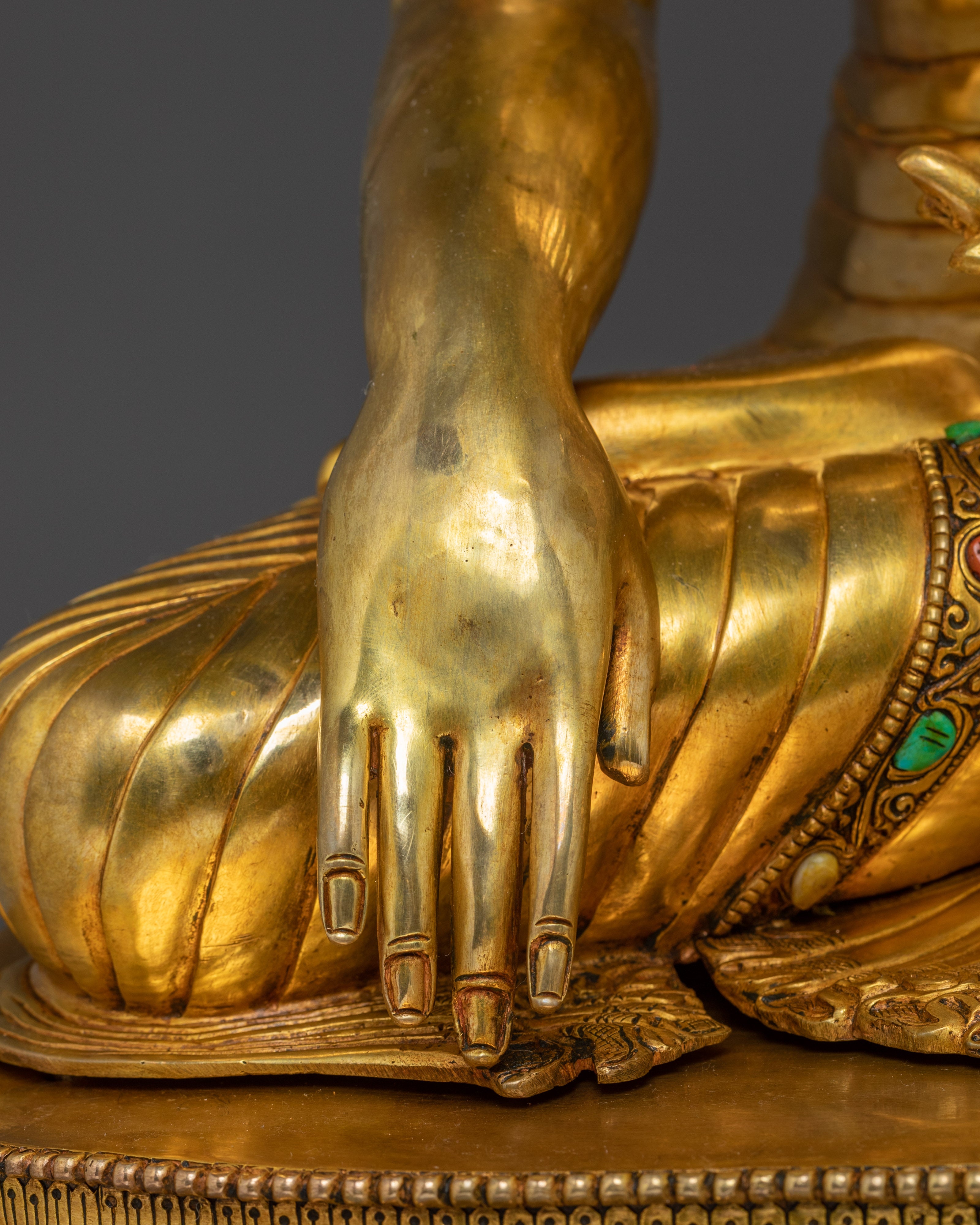 Large Shakyamuni Buddha Statue 30.7” | Enlightened Buddha for Meditation