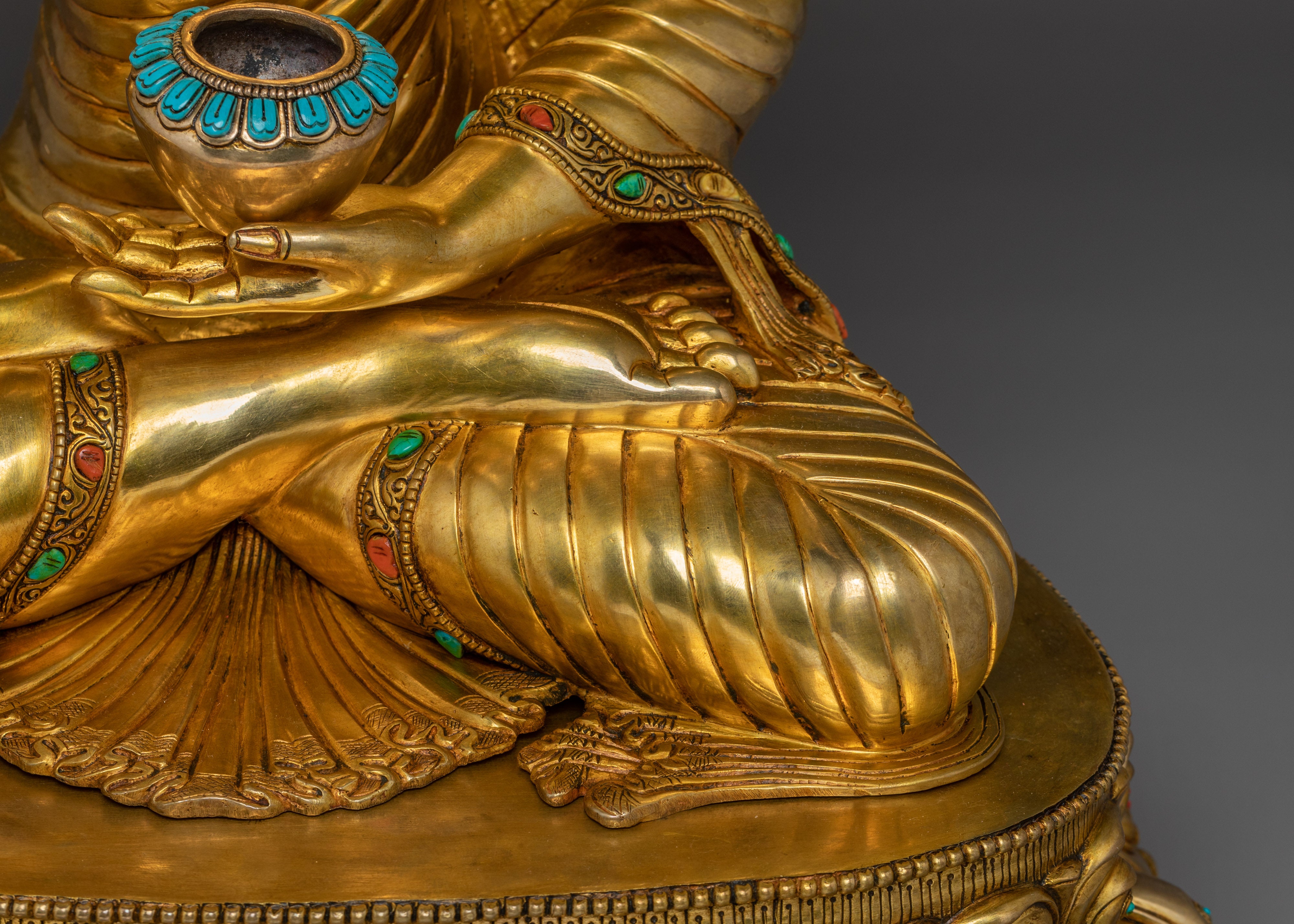 Large Shakyamuni Buddha Statue 30.7” | Enlightened Buddha for Meditation