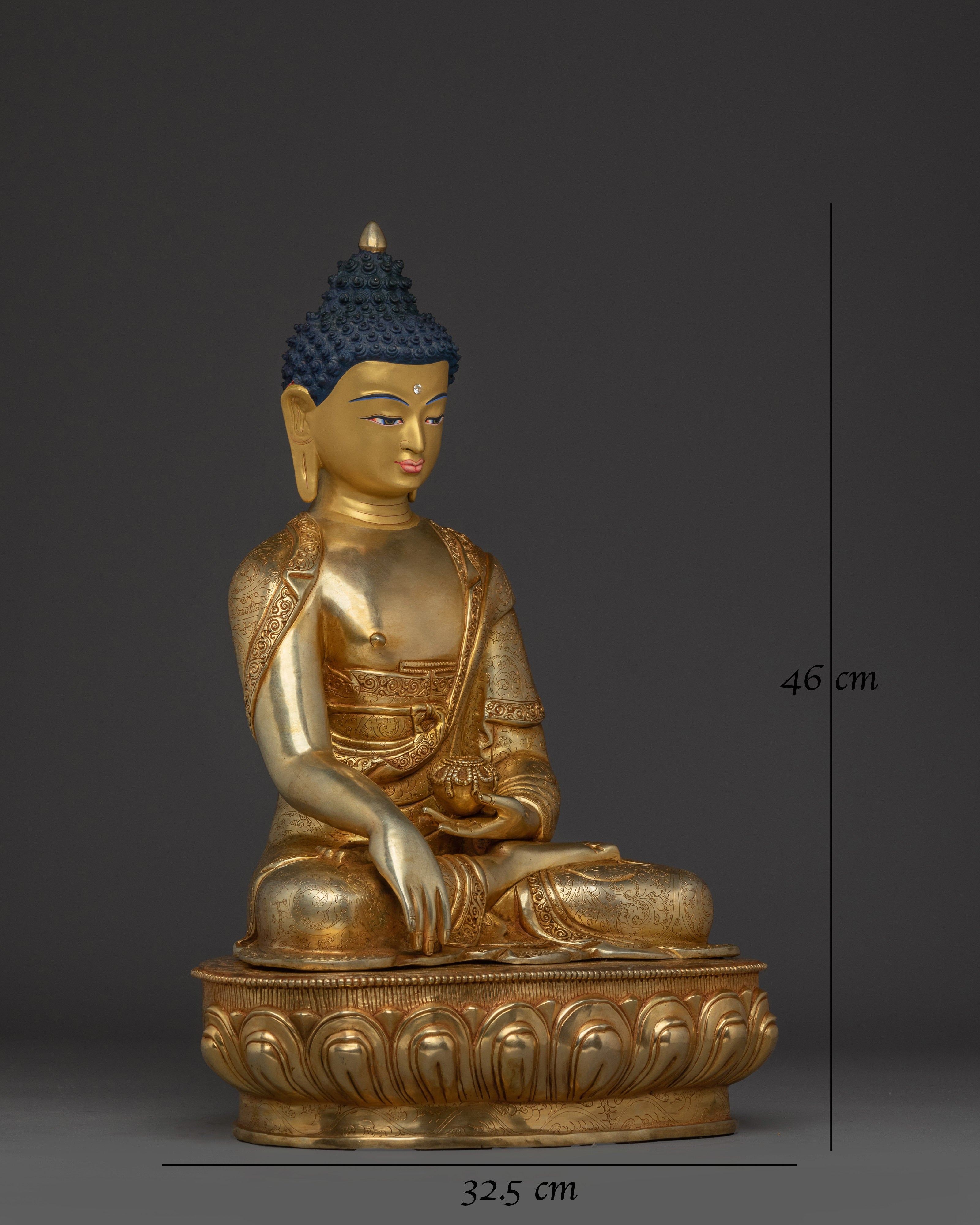 shakyamuni-buddha-peaceful-statue