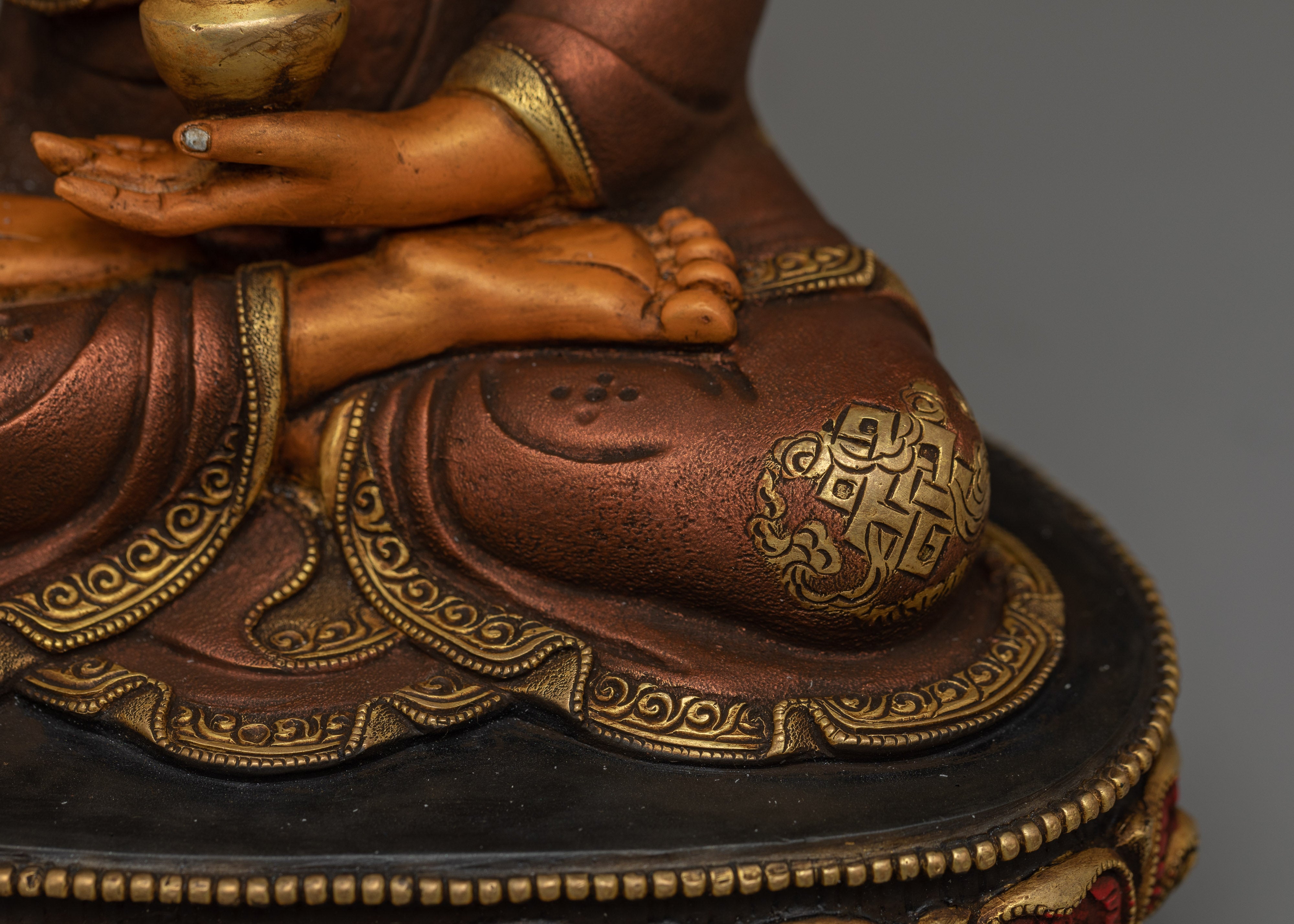 Himalayan Shakyamuni Buddha Artwork | Sage of The Shakyas