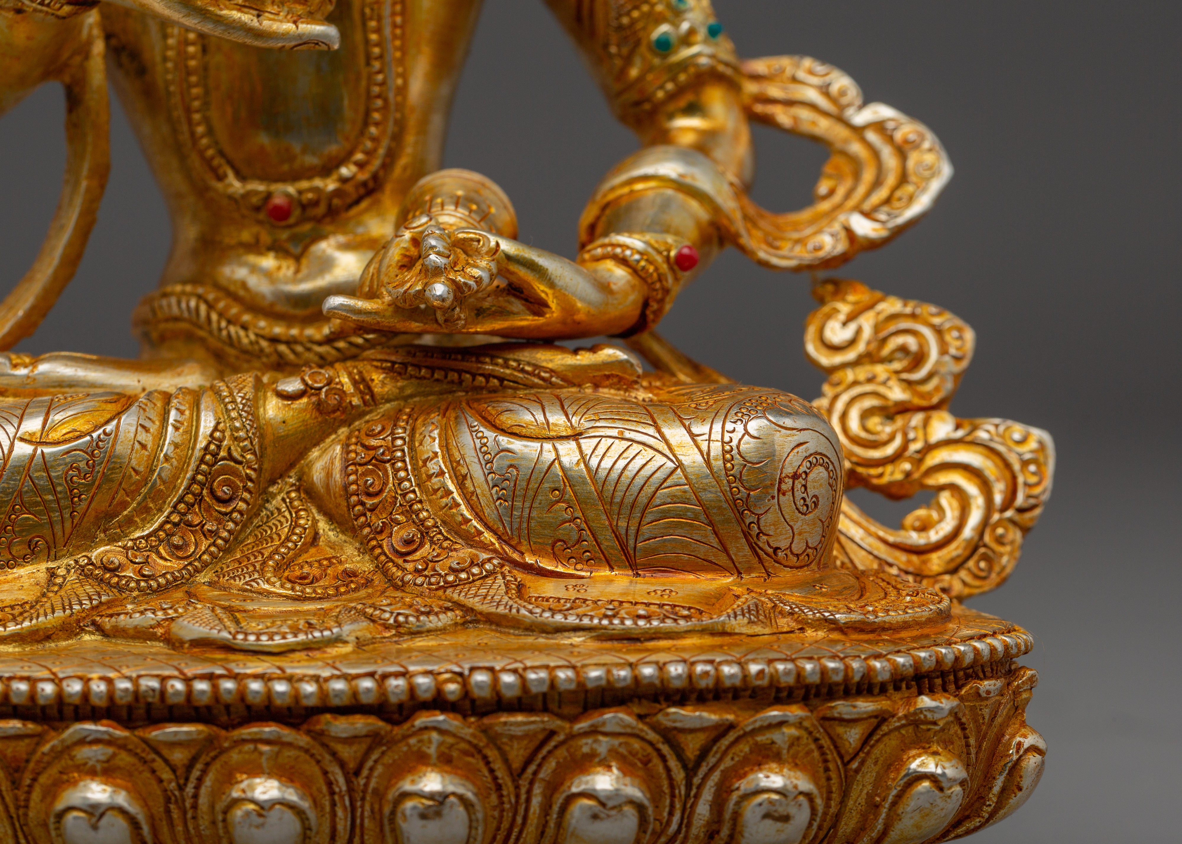 Vajrasattva Symbol of Purification and Inner Clarity | Traditional Artwork