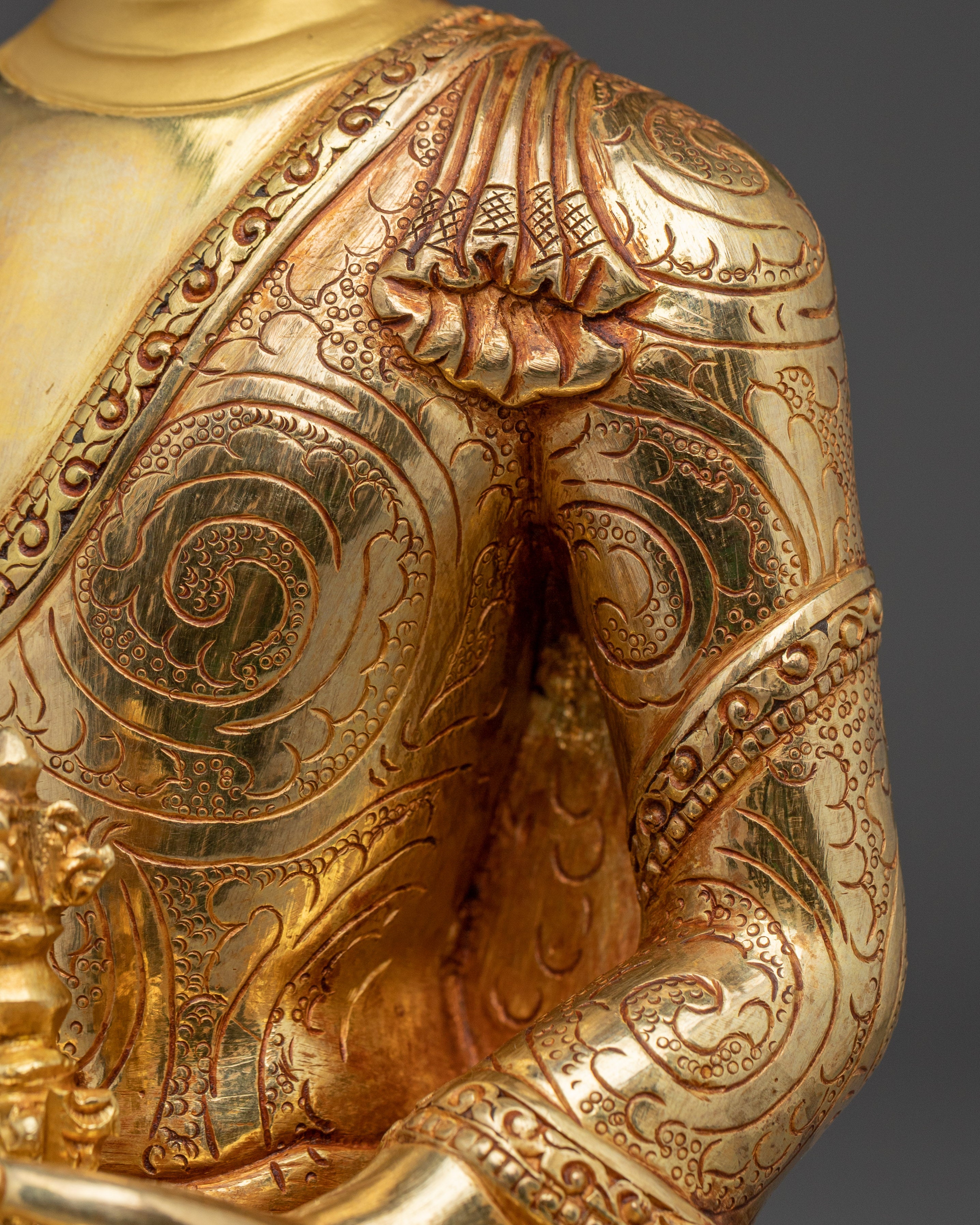 Golden Mitrupga Statue | Akshobhya Buddha Artwork