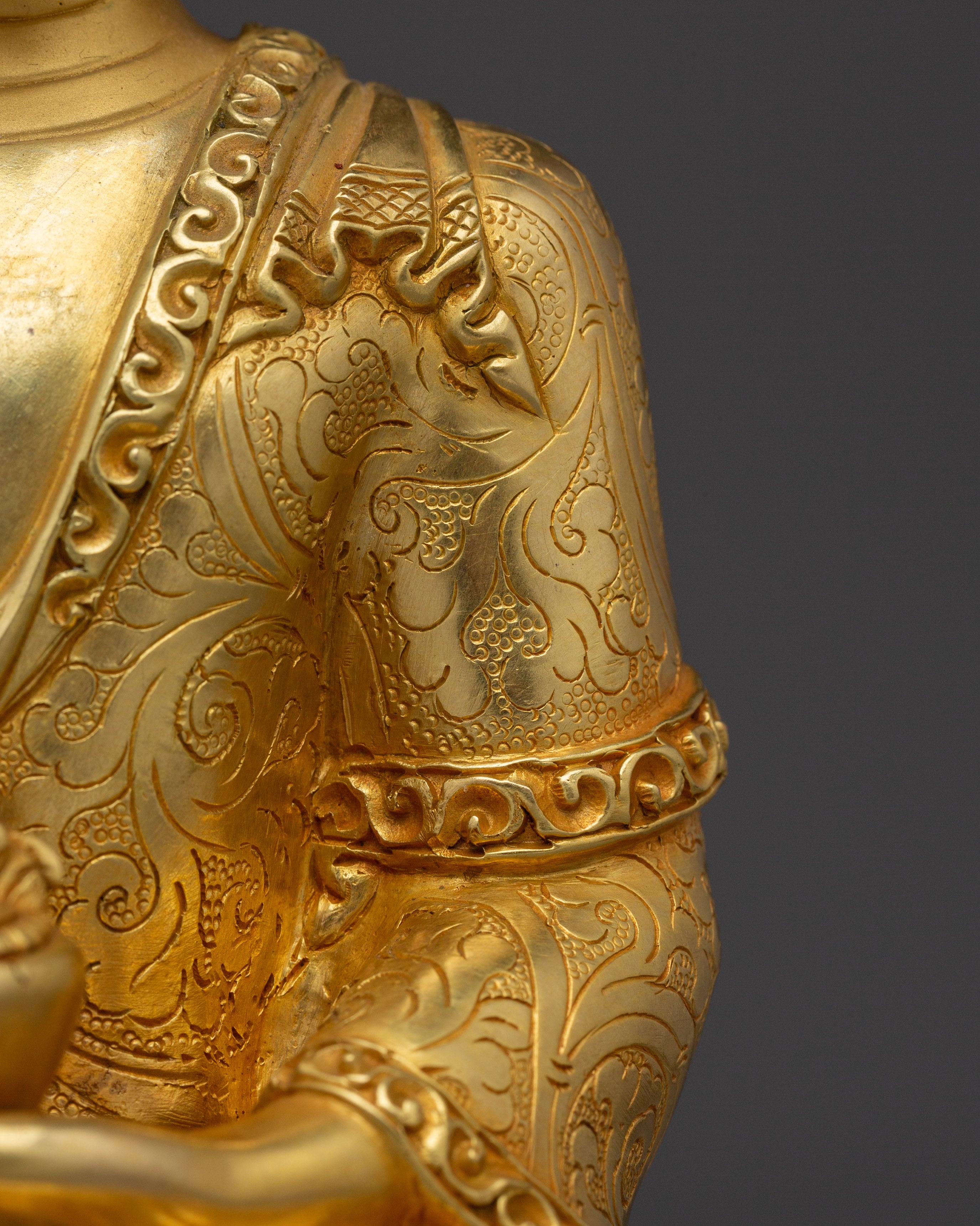 Healing Deity Medicine Buddha of Tibetan Buddhism | The Supreme Healer
