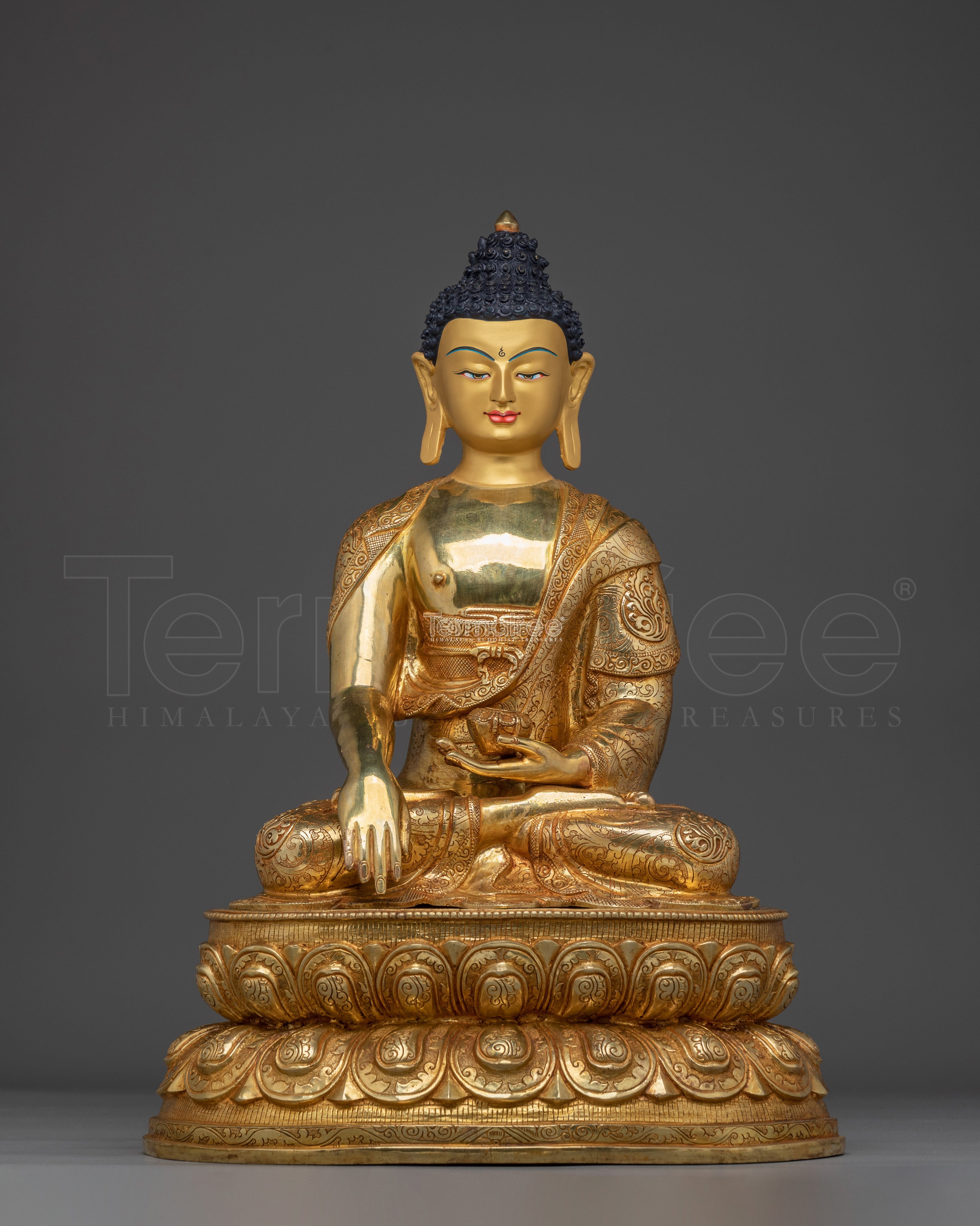 Peaceful Shakyamuni Buddha Golden Statue | Historical Gautama Buddha