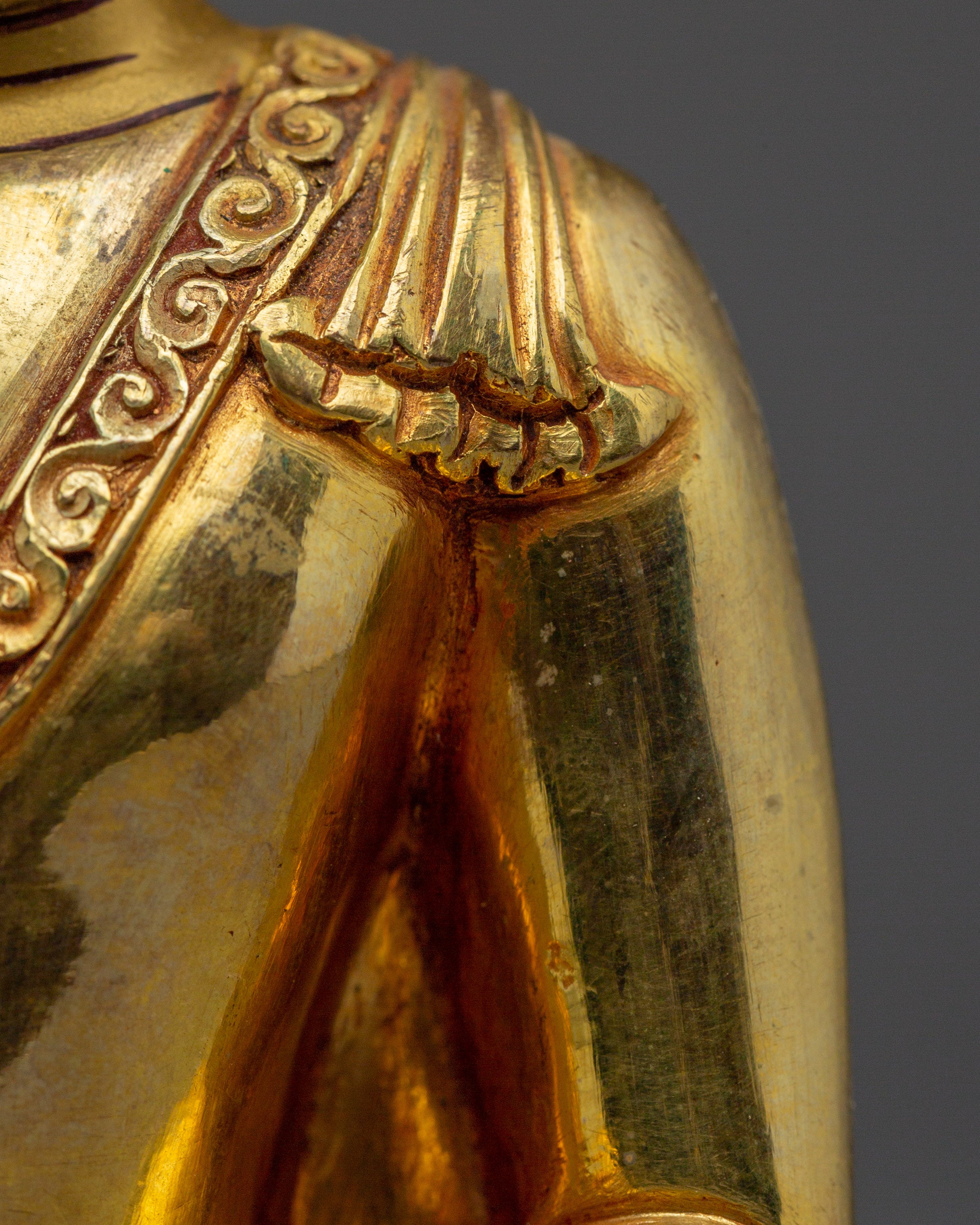 Golden Gautama Buddha Sculpture | Shakyamuni Buddha Statue