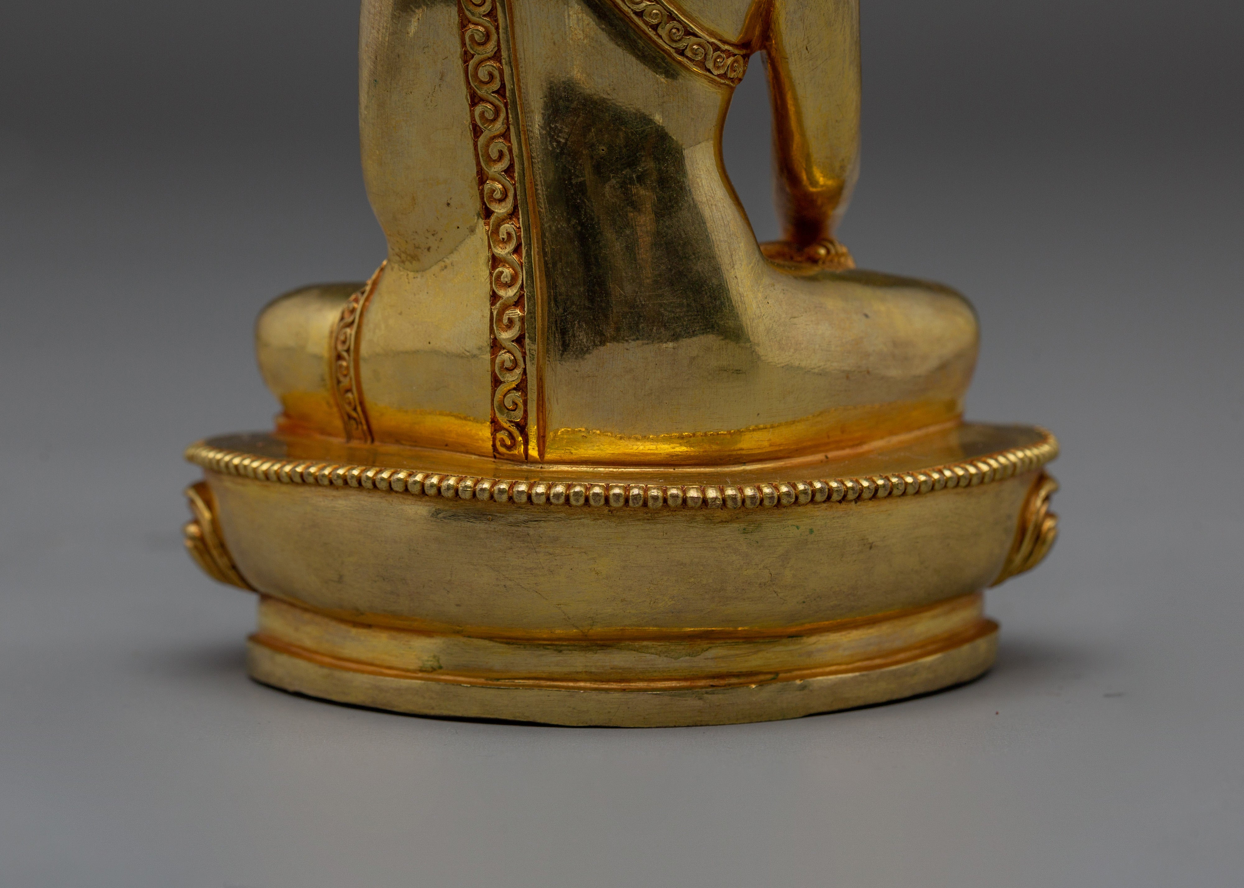Golden Gautama Buddha Sculpture | Shakyamuni Buddha Statue