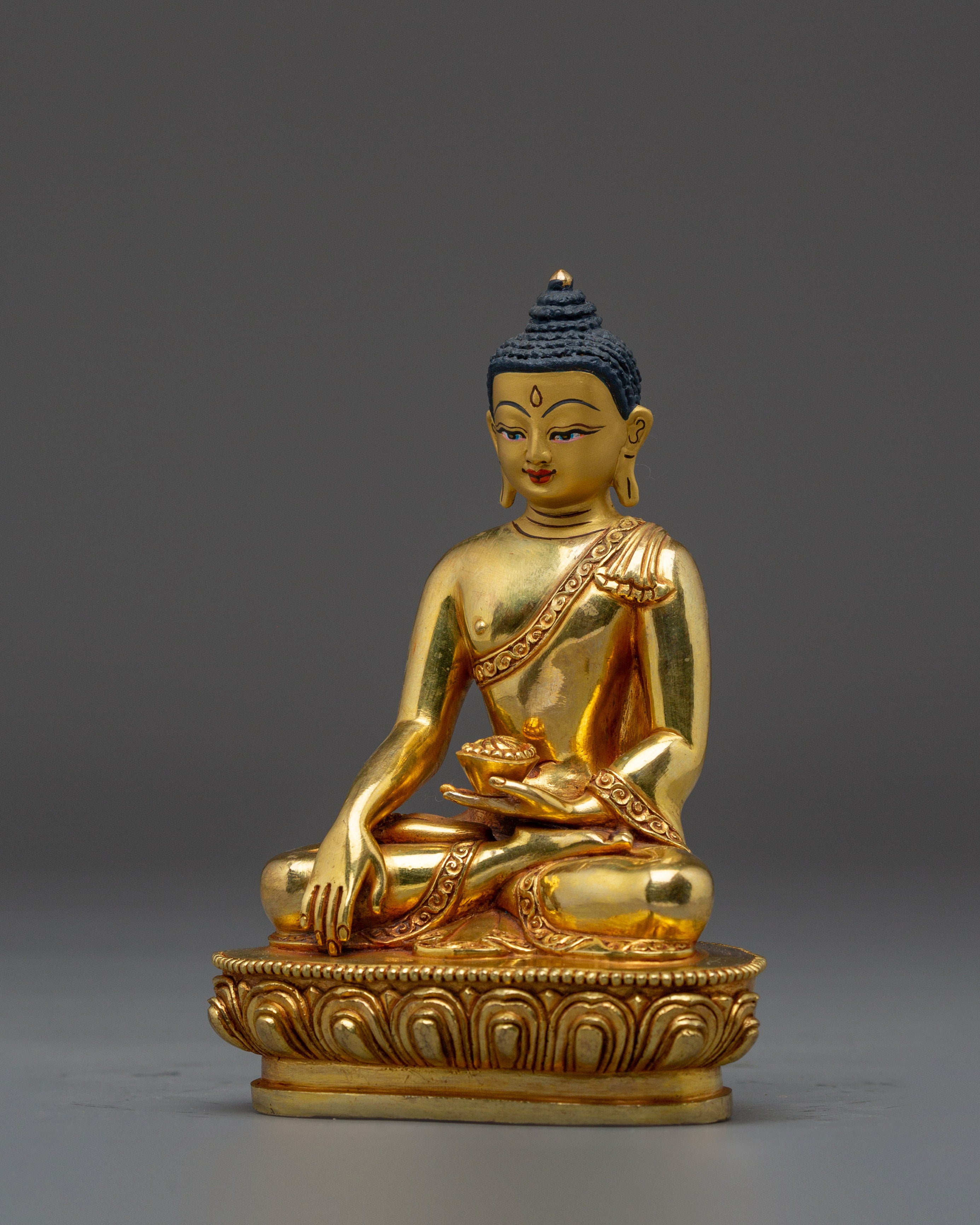 Golden Gautama Buddha Sculpture | Shakyamuni Buddha Statue