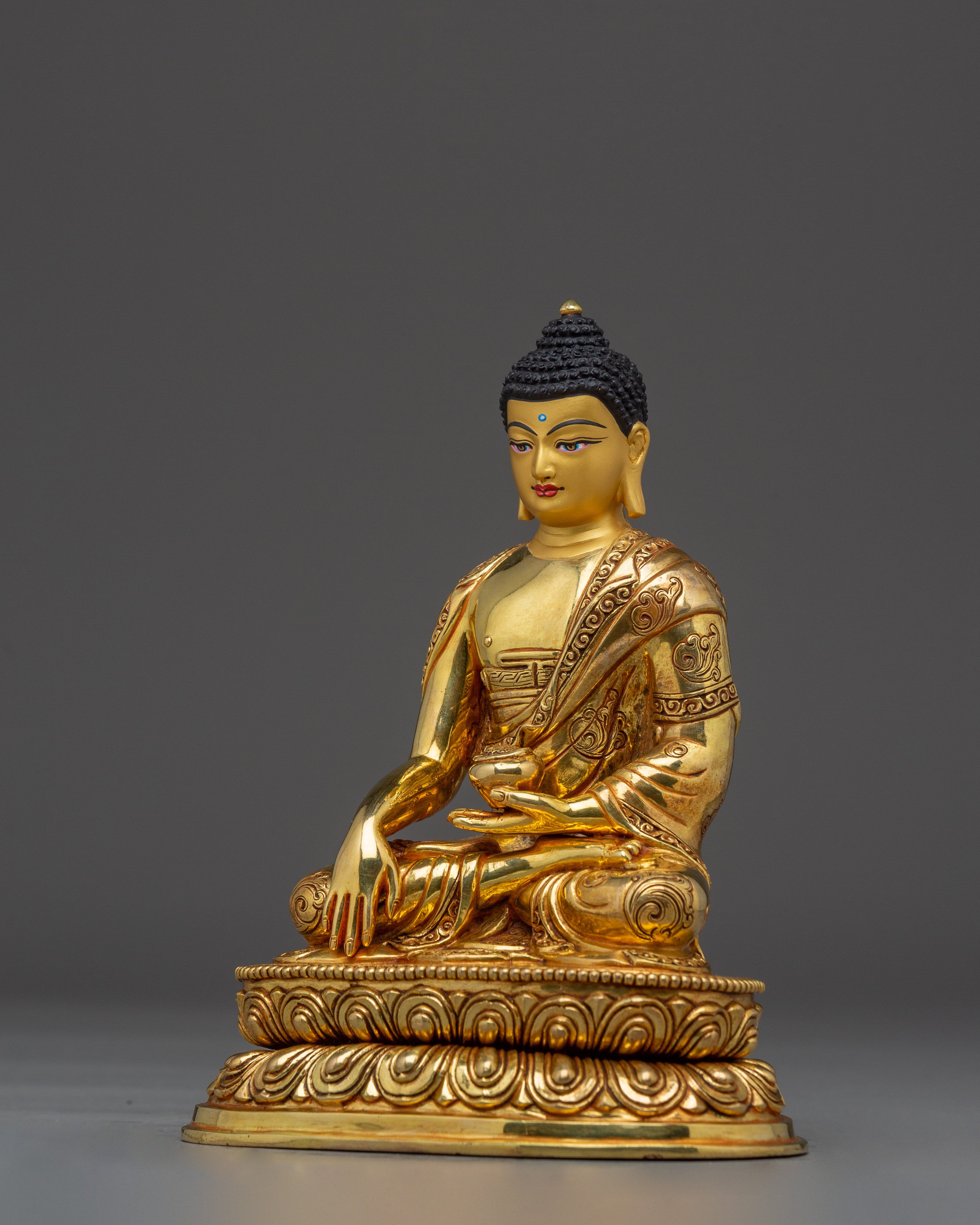 Historical Gautama Buddha Artwork | Golden Shakyamuni Buddha Statue