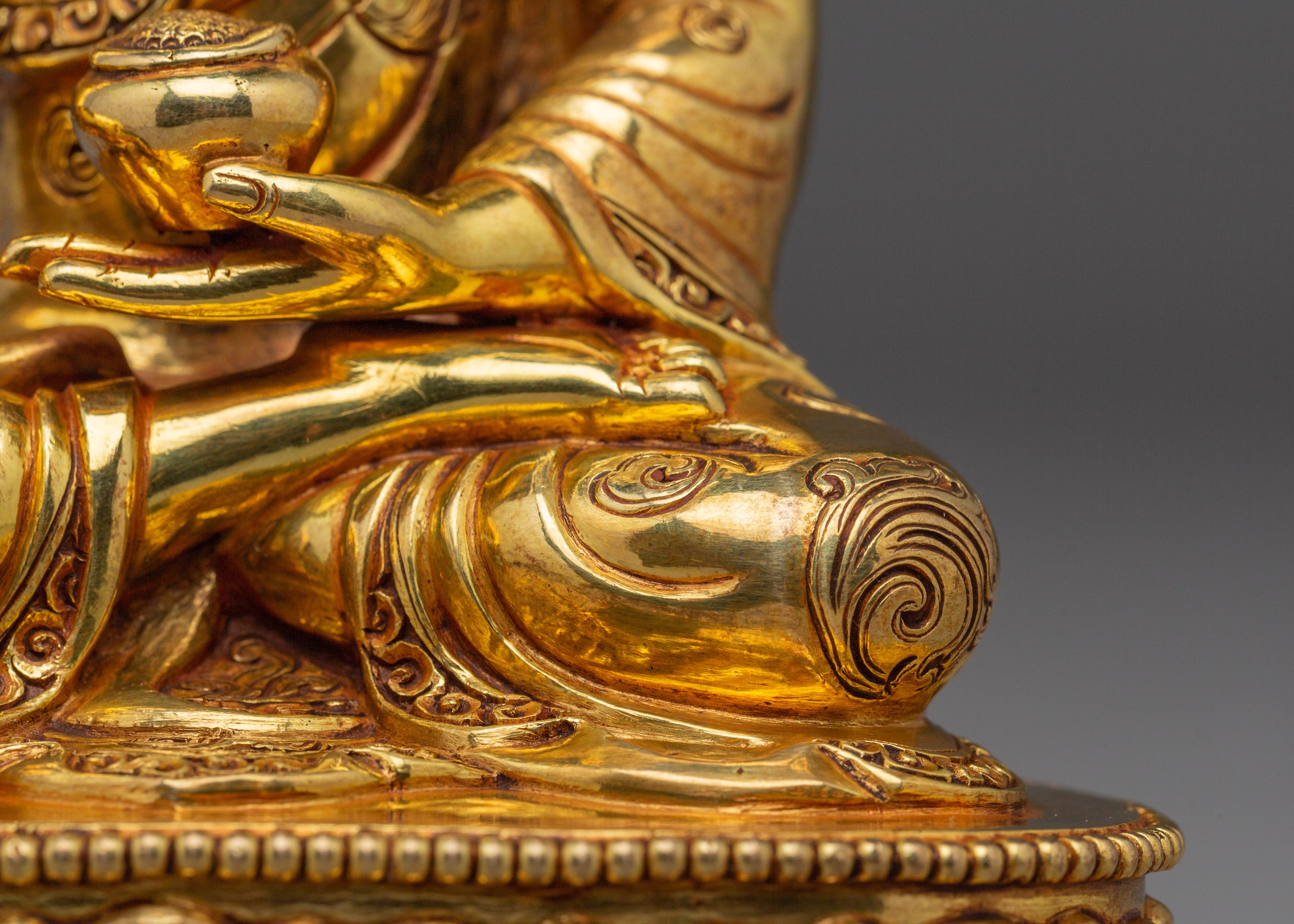Historical Gautama Buddha Artwork | Golden Shakyamuni Buddha Statue