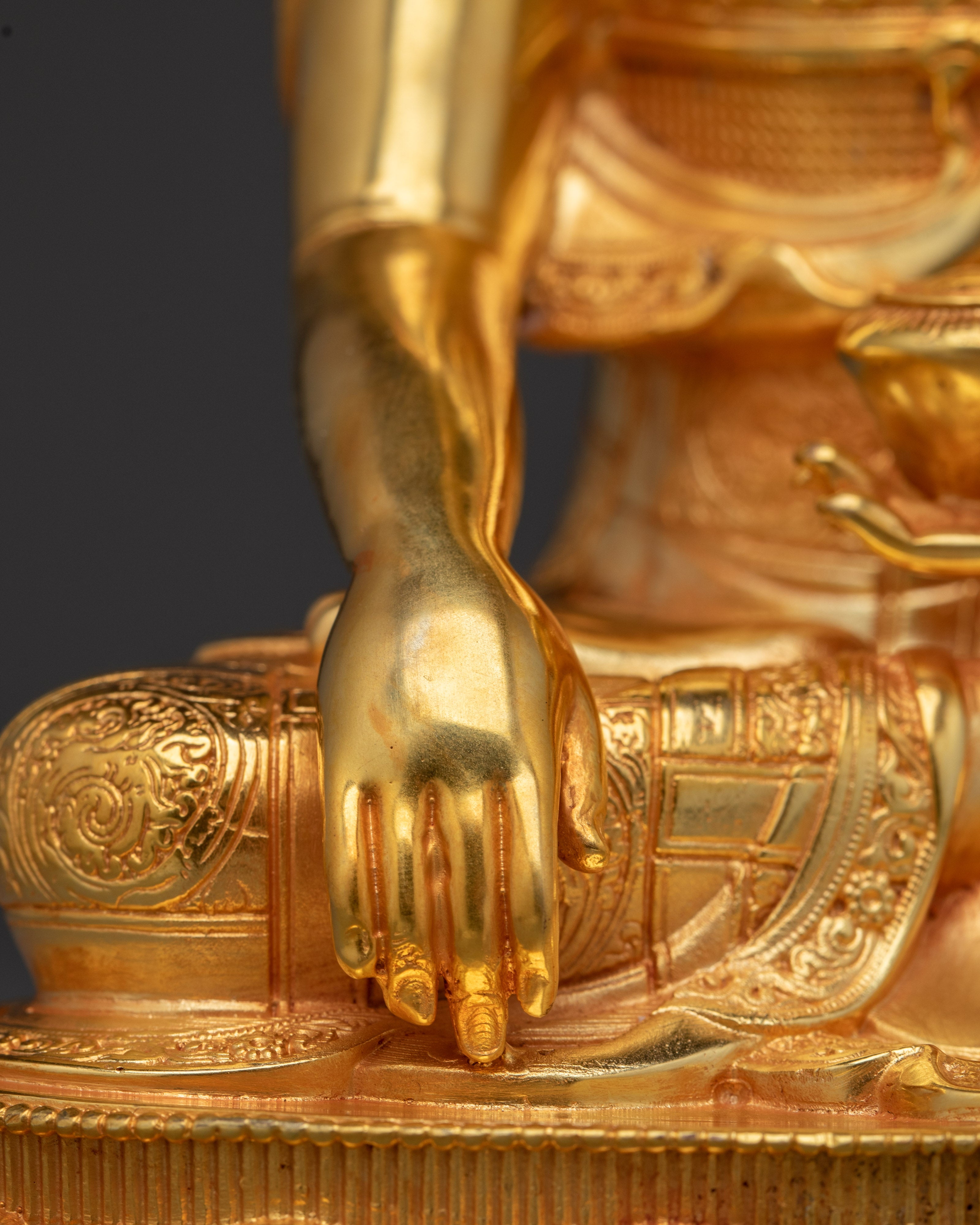 Enlightenment Figurine of Shakyamuni Buddha | Dharma teacher