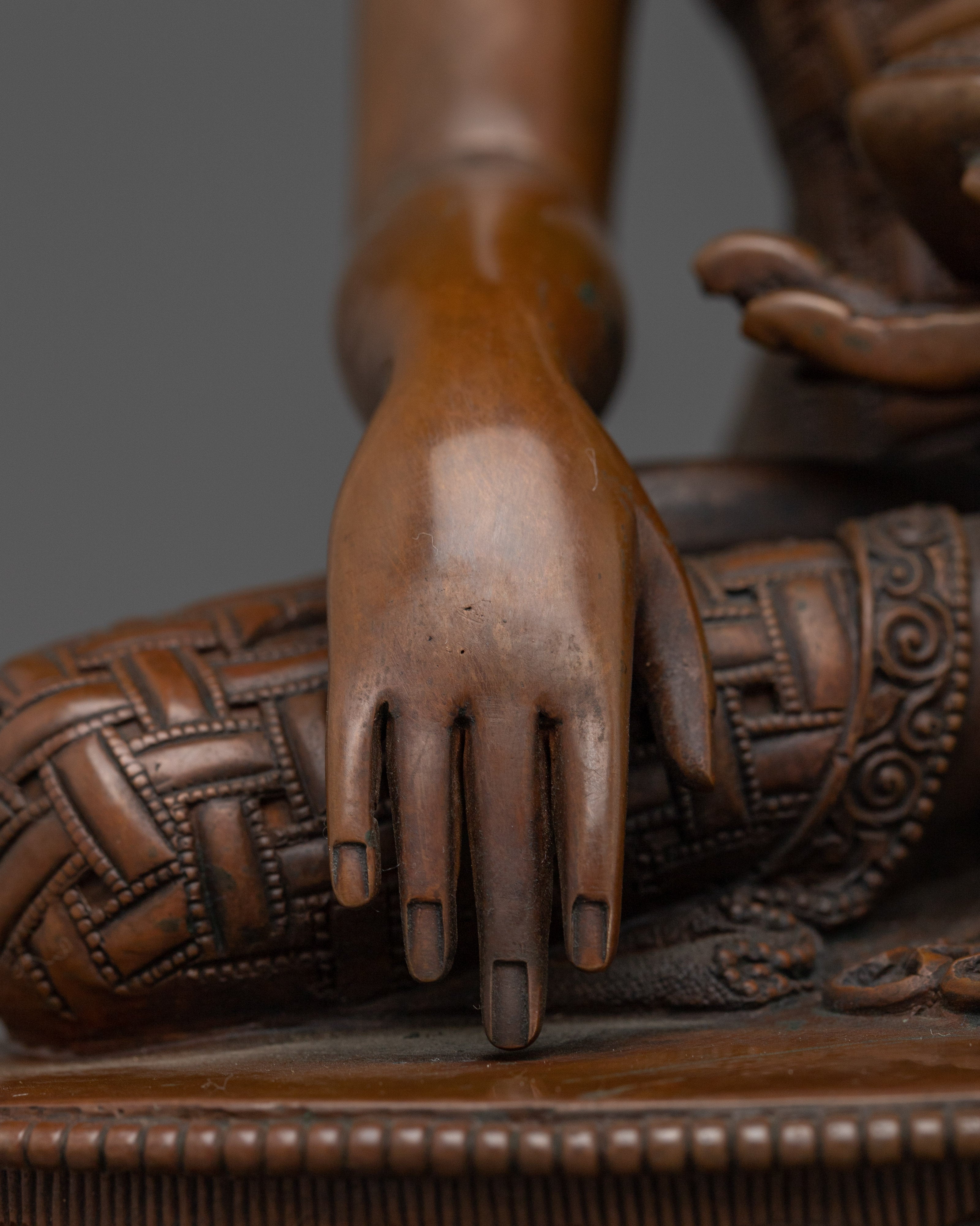 Oxidized Copper Shakyamuni Buddha Buddhist Sculpture | Decor for Peace & Mindfulness