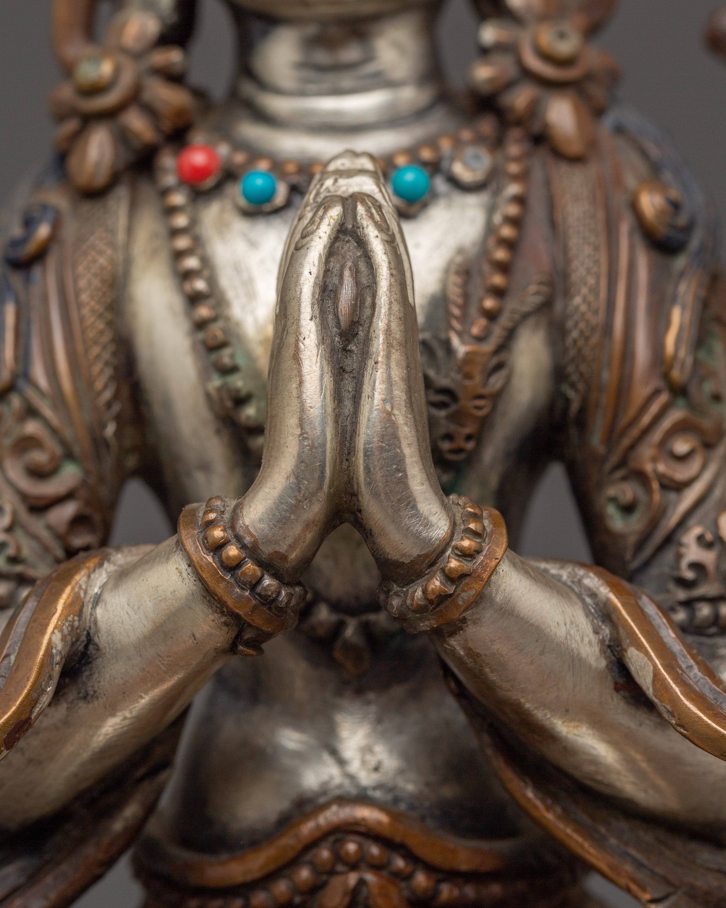Chenrezig Sculpture with Throne for Spiritual | Avalokiteshvara for Tibetan Altar & Meditation