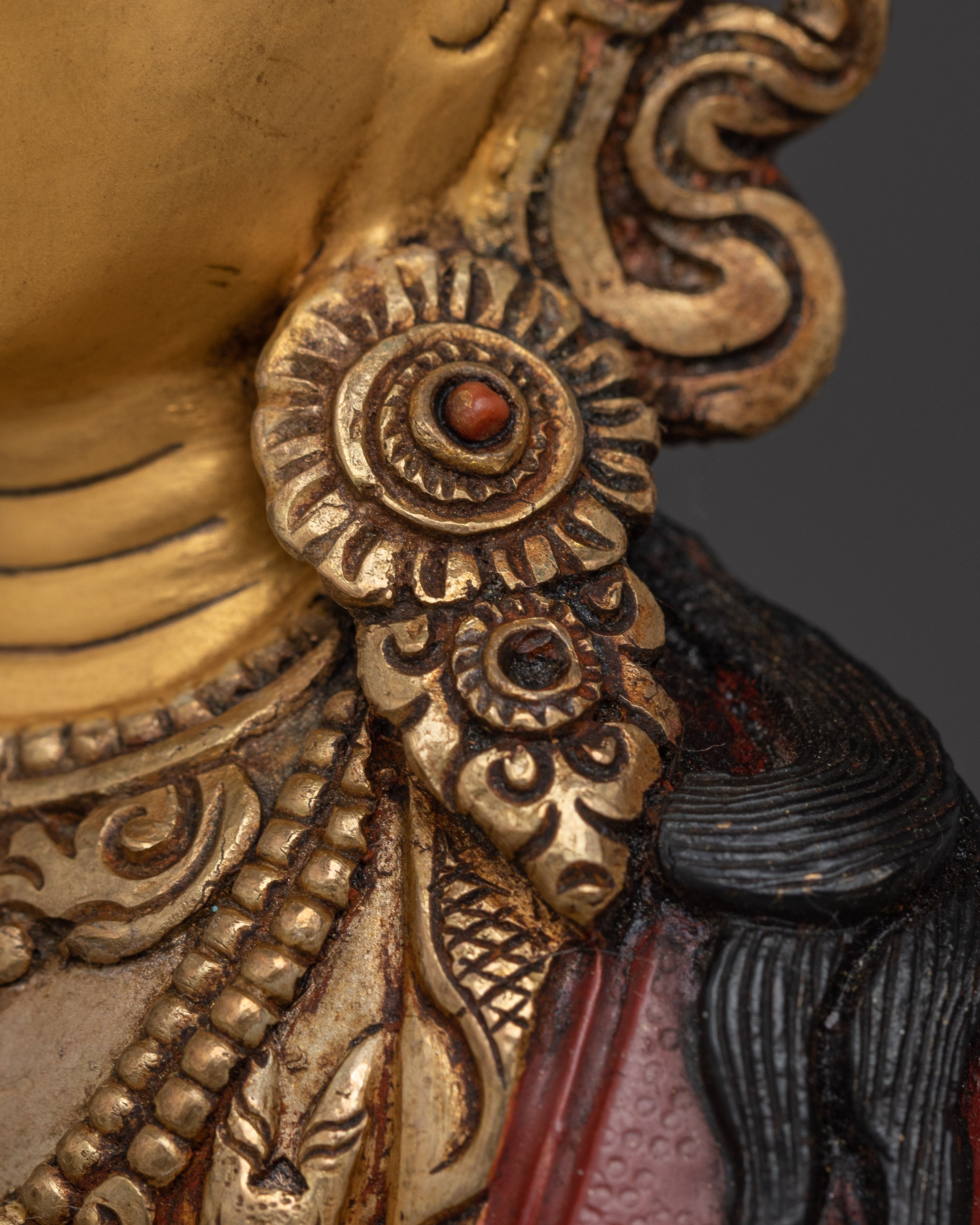 Majestic Chenrezig on throne Statue | Avalokiteshvara - Bodhisattva of Compassion