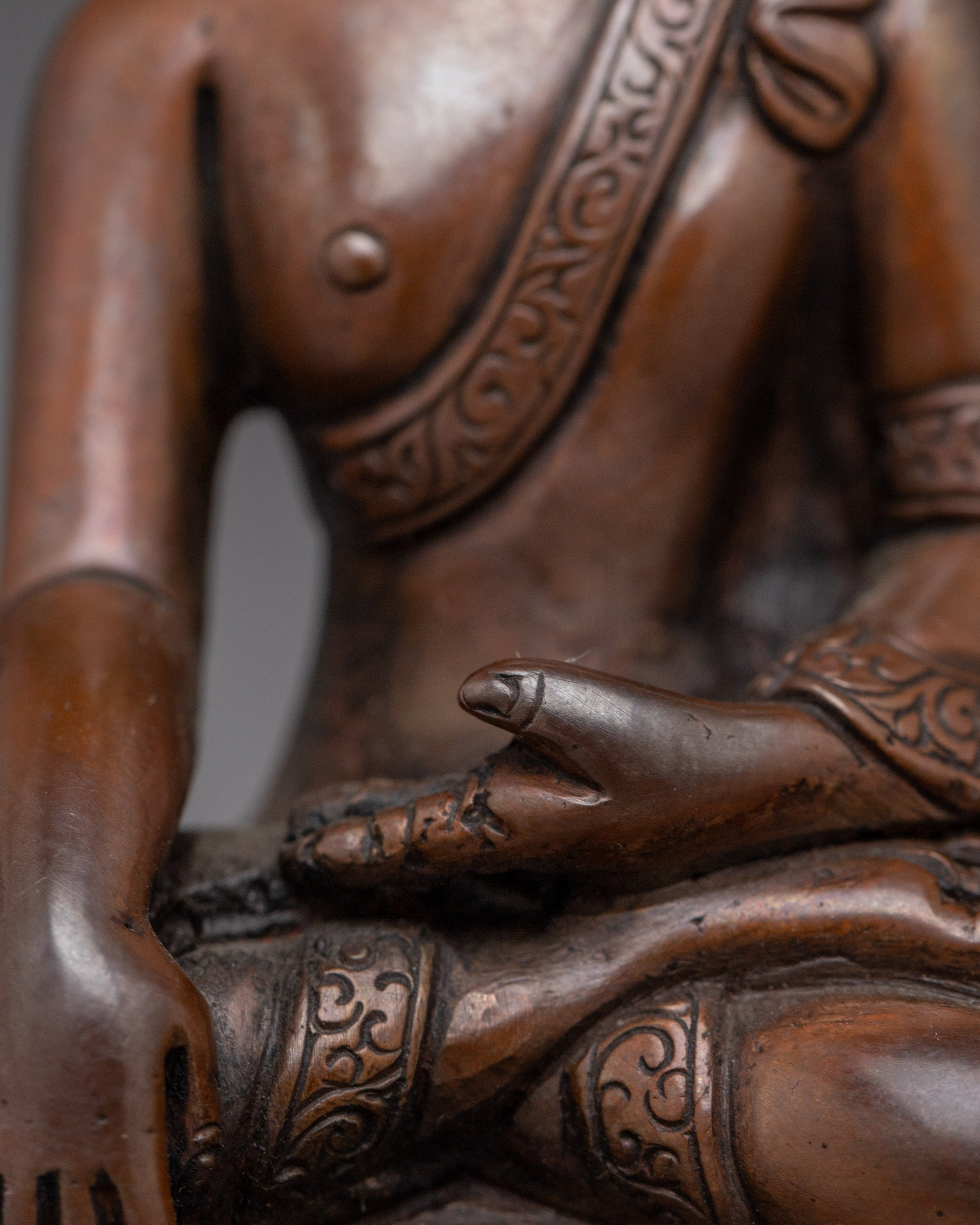 Enlightenment Buddha Shakyamuni Statue | Peaceful Buddha decor