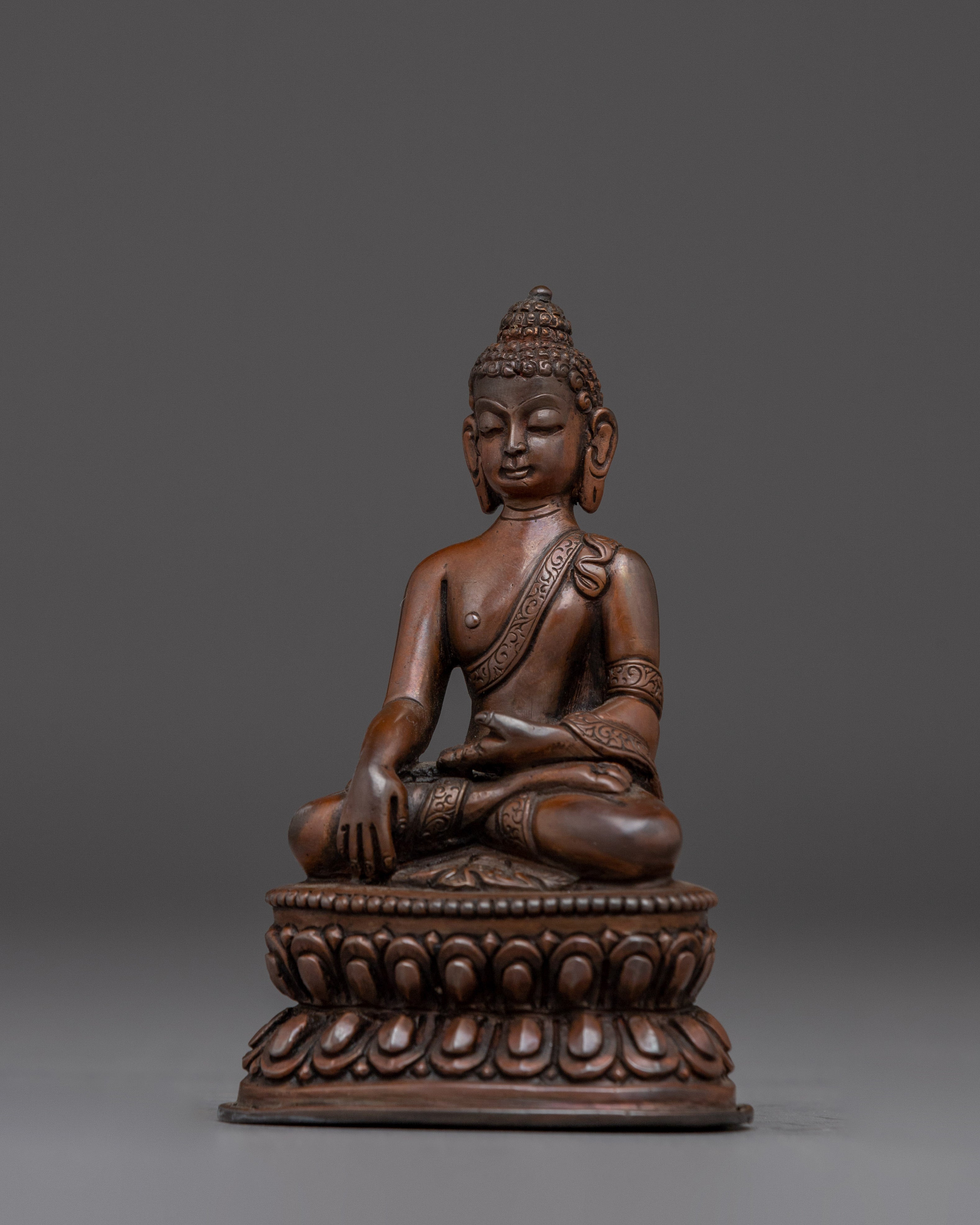 Enlightenment Buddha Shakyamuni Statue | Peaceful Buddha decor