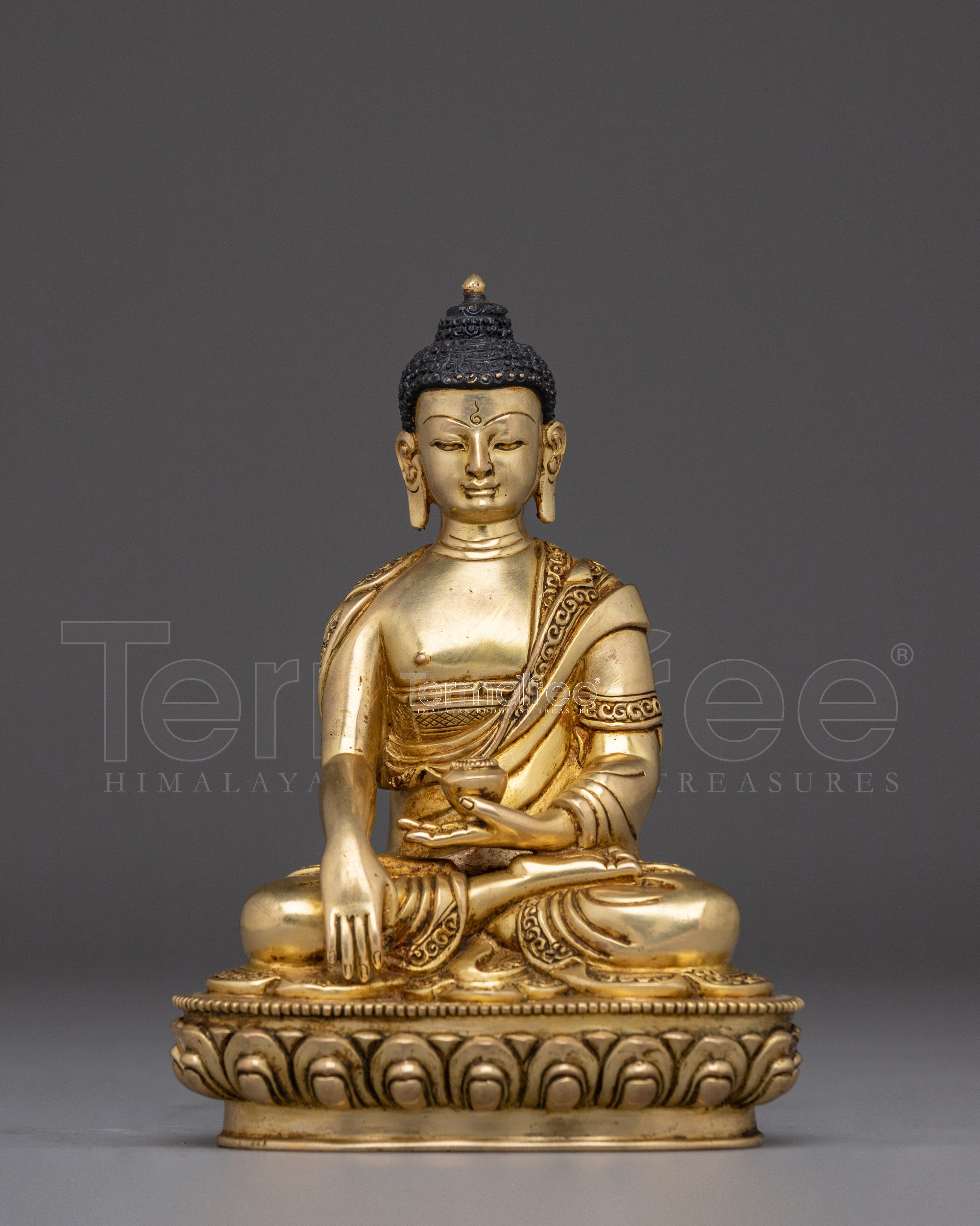 Golden Copper Shakyamuni Buddha Art | Perfect for Meditation and Altar Decor