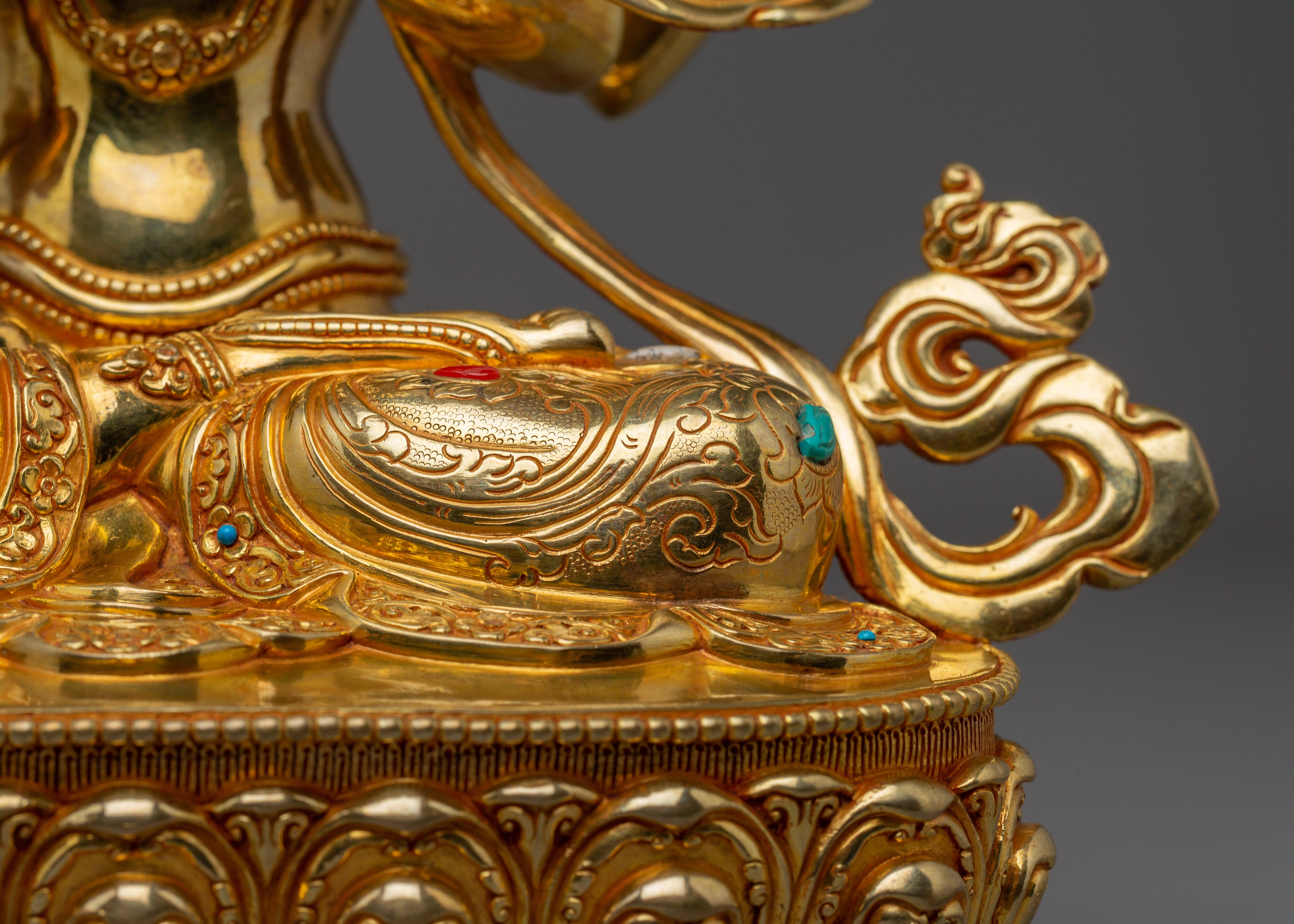Statue of Four Armed Chenrezig | Bodhisattva of Compassion