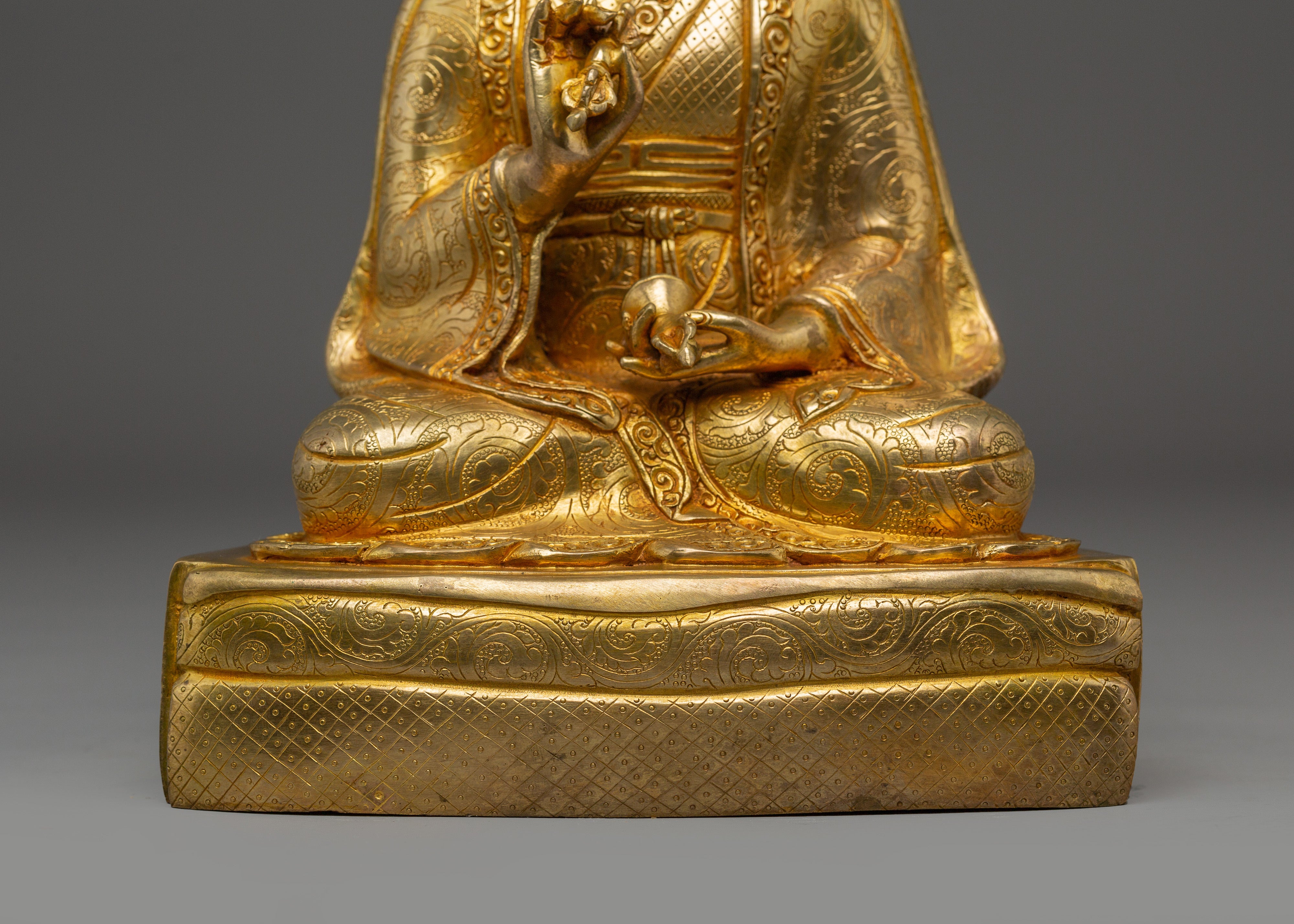 Jetsun Drakpa Gyaltsen Statue | Tibetan Spiritual Leader