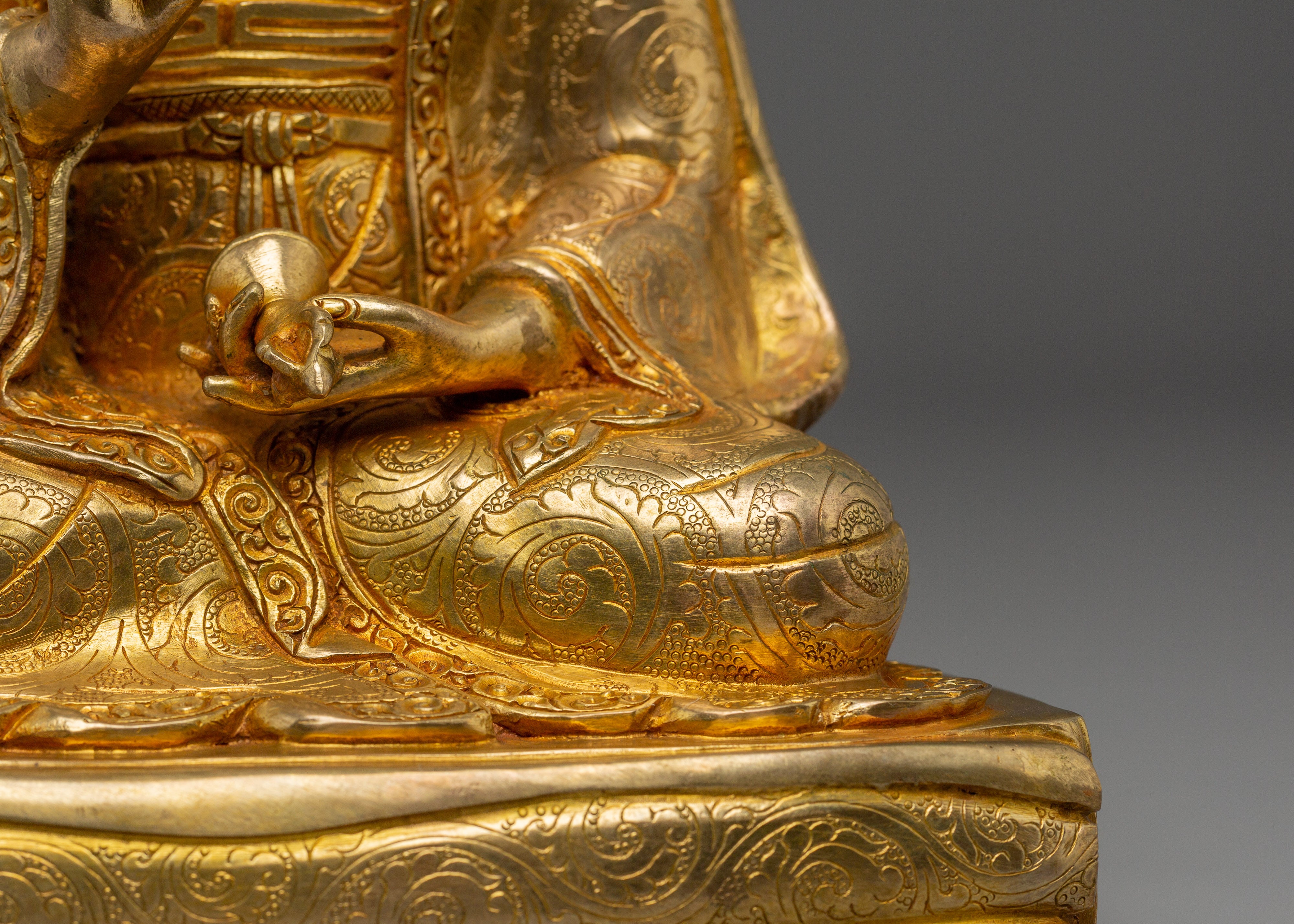 Jetsun Drakpa Gyaltsen Statue | Tibetan Spiritual Leader