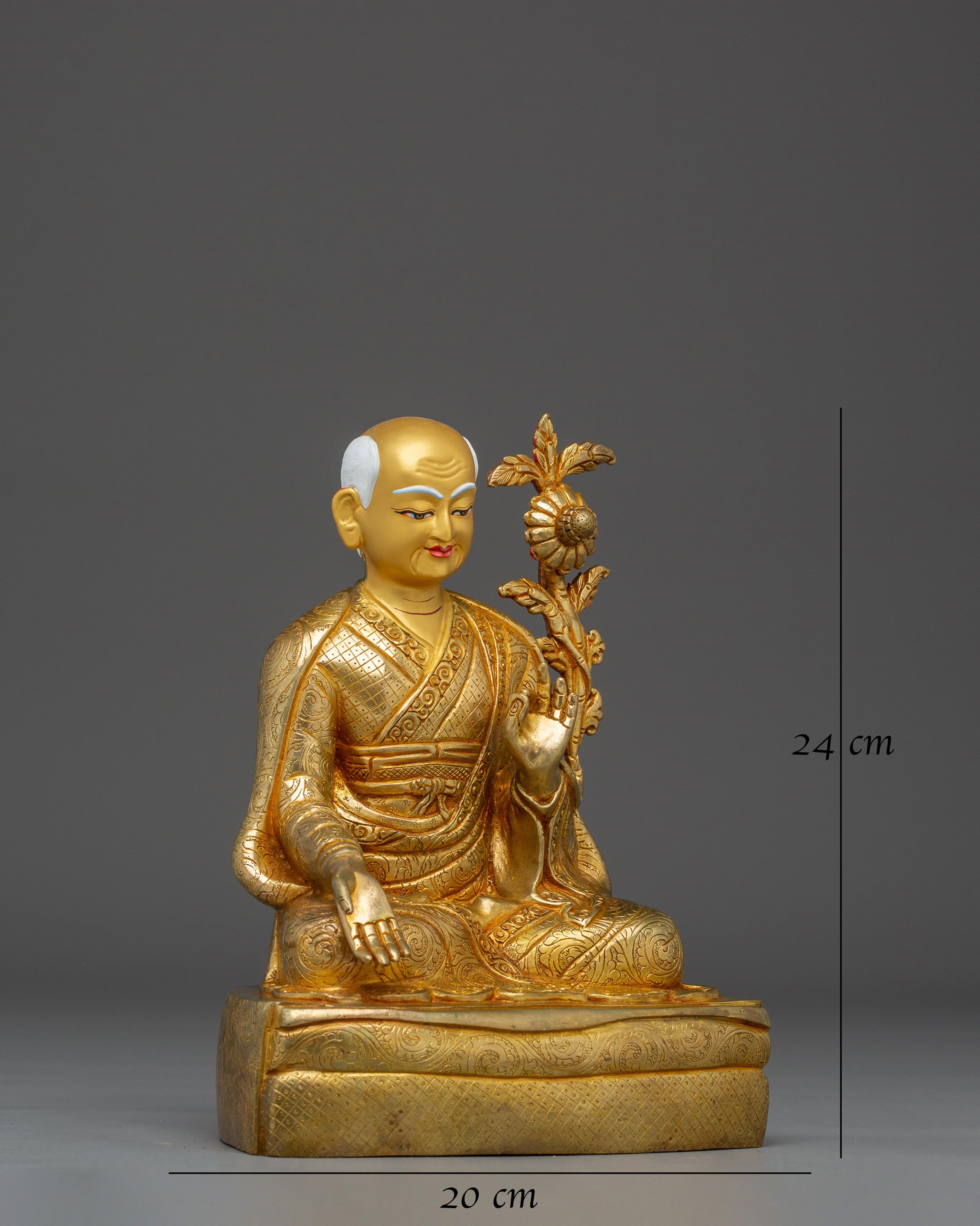 sachen-kunga-nyingpo-statue