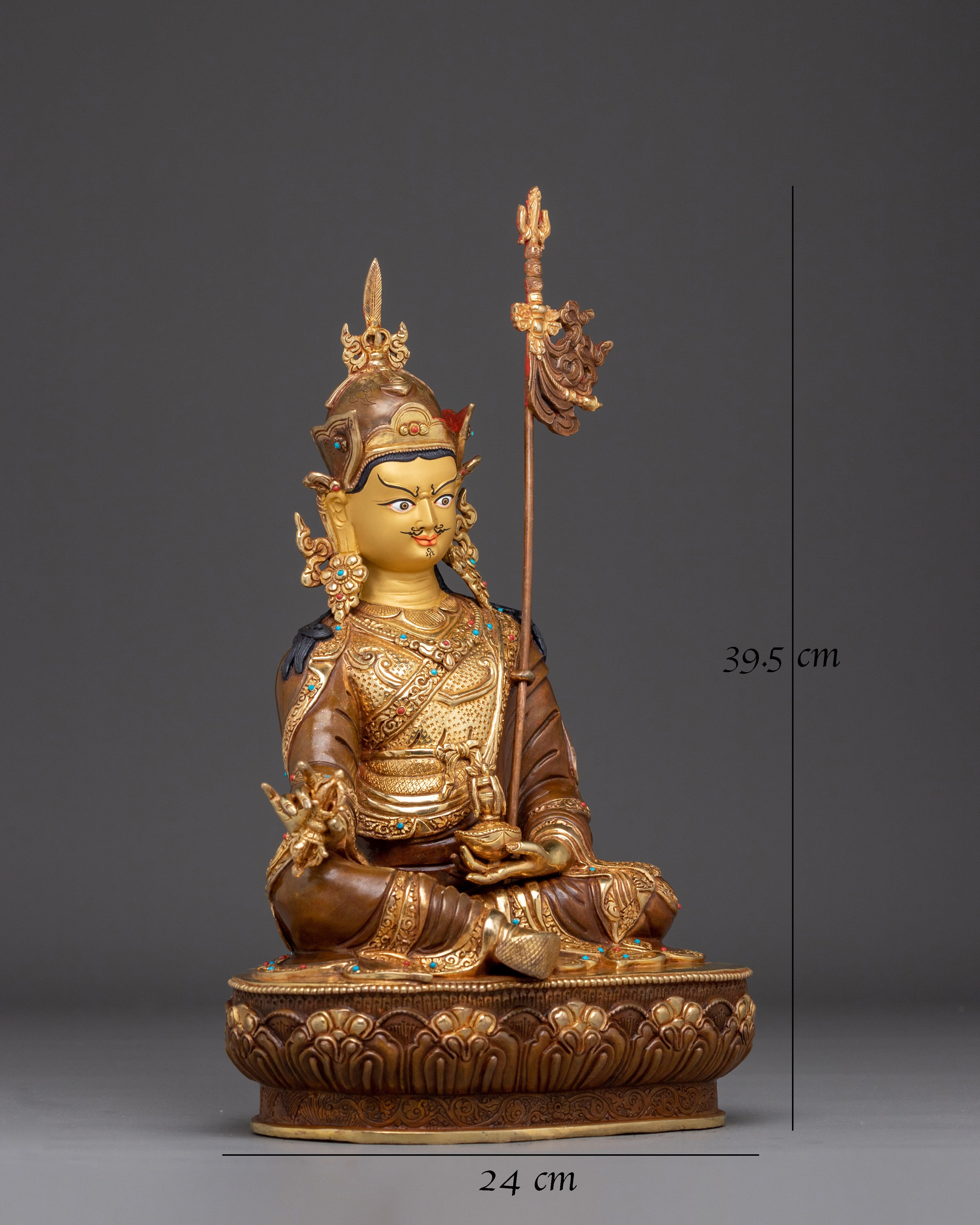 guru-rinpoche-enlightened-master-figure