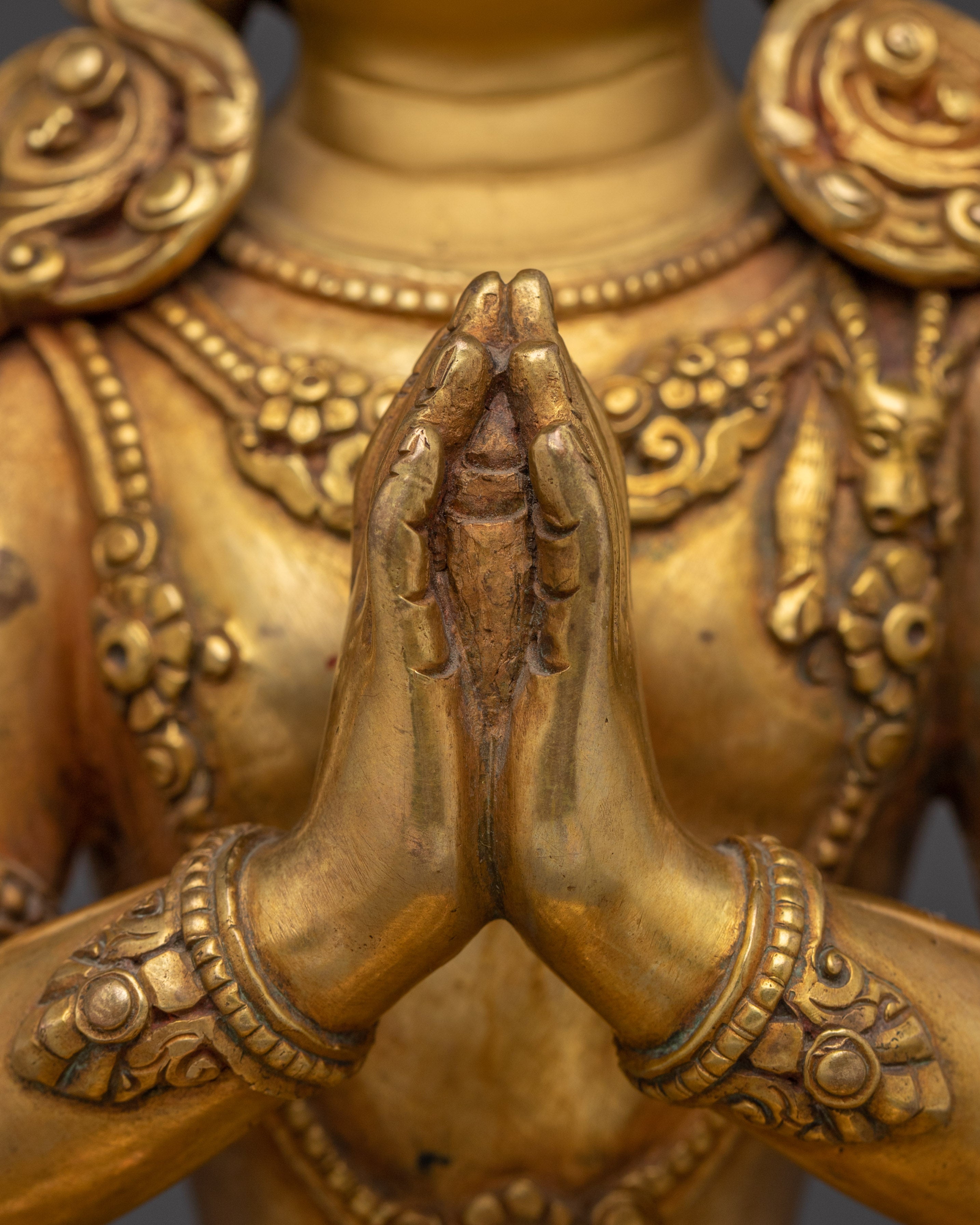 Buddhist Great Bodhisattva Chenrezig Statue | Symbol of Compassion