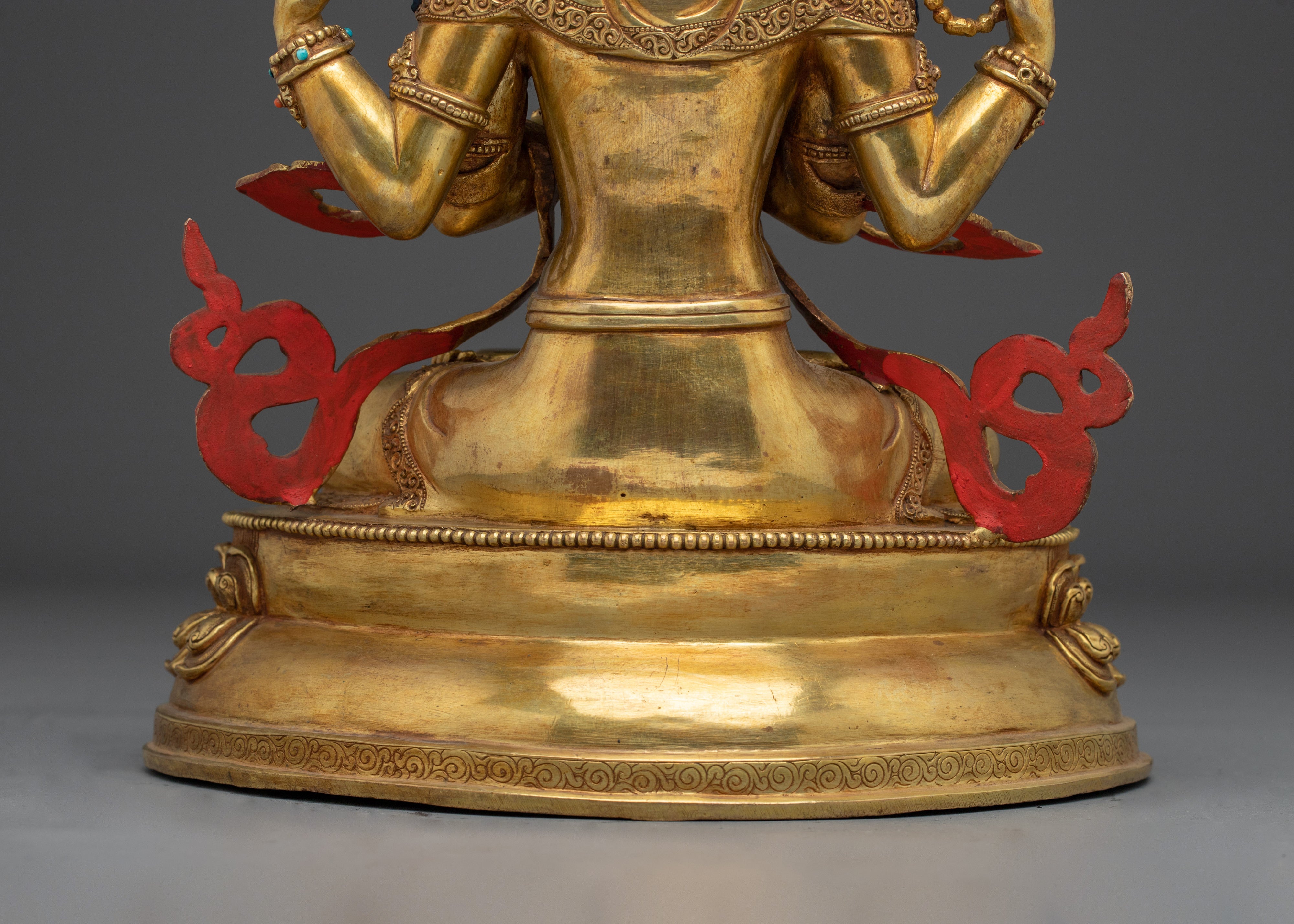 Protective Bodhisattva Chenrezig Art | The one who looks with unwavering eye