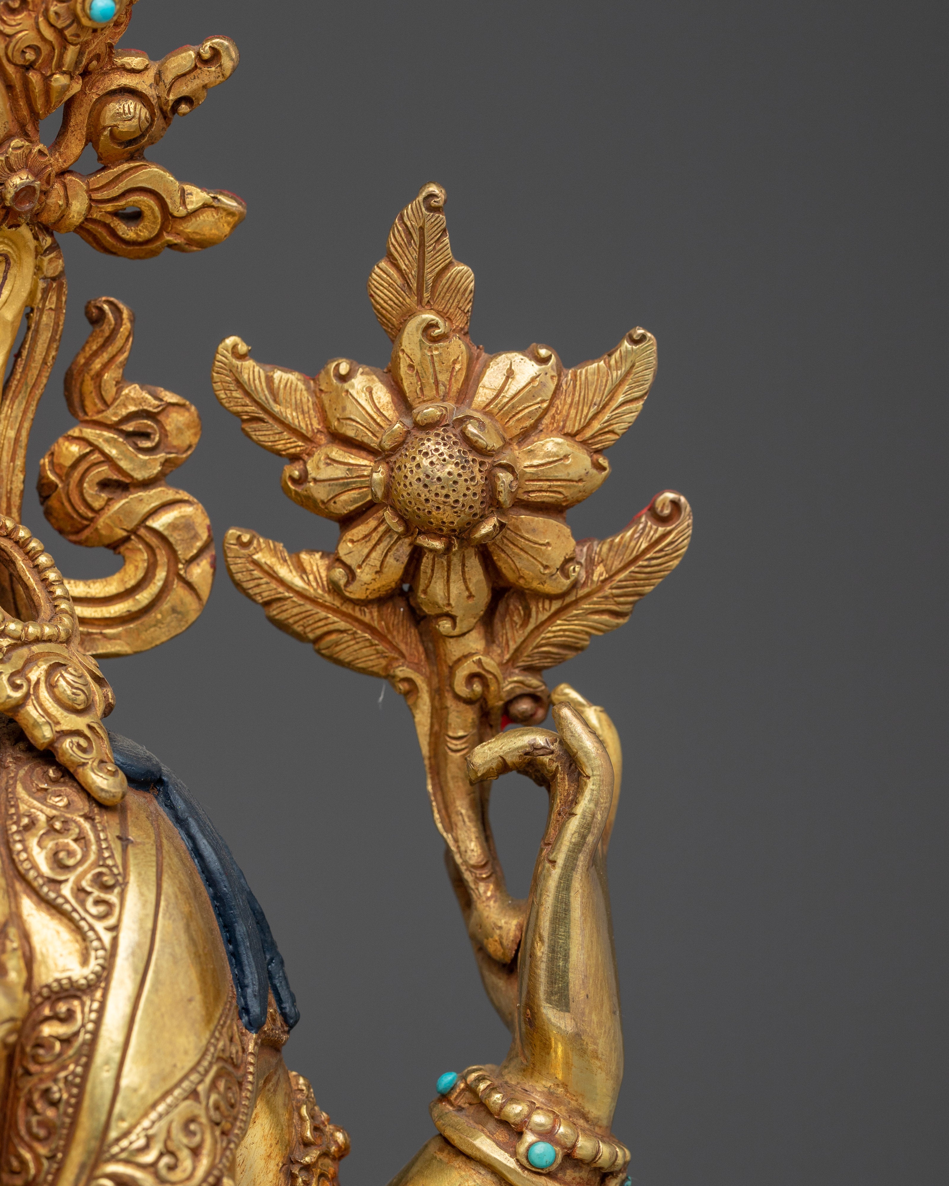 Protective Bodhisattva Chenrezig Art | The one who looks with unwavering eye