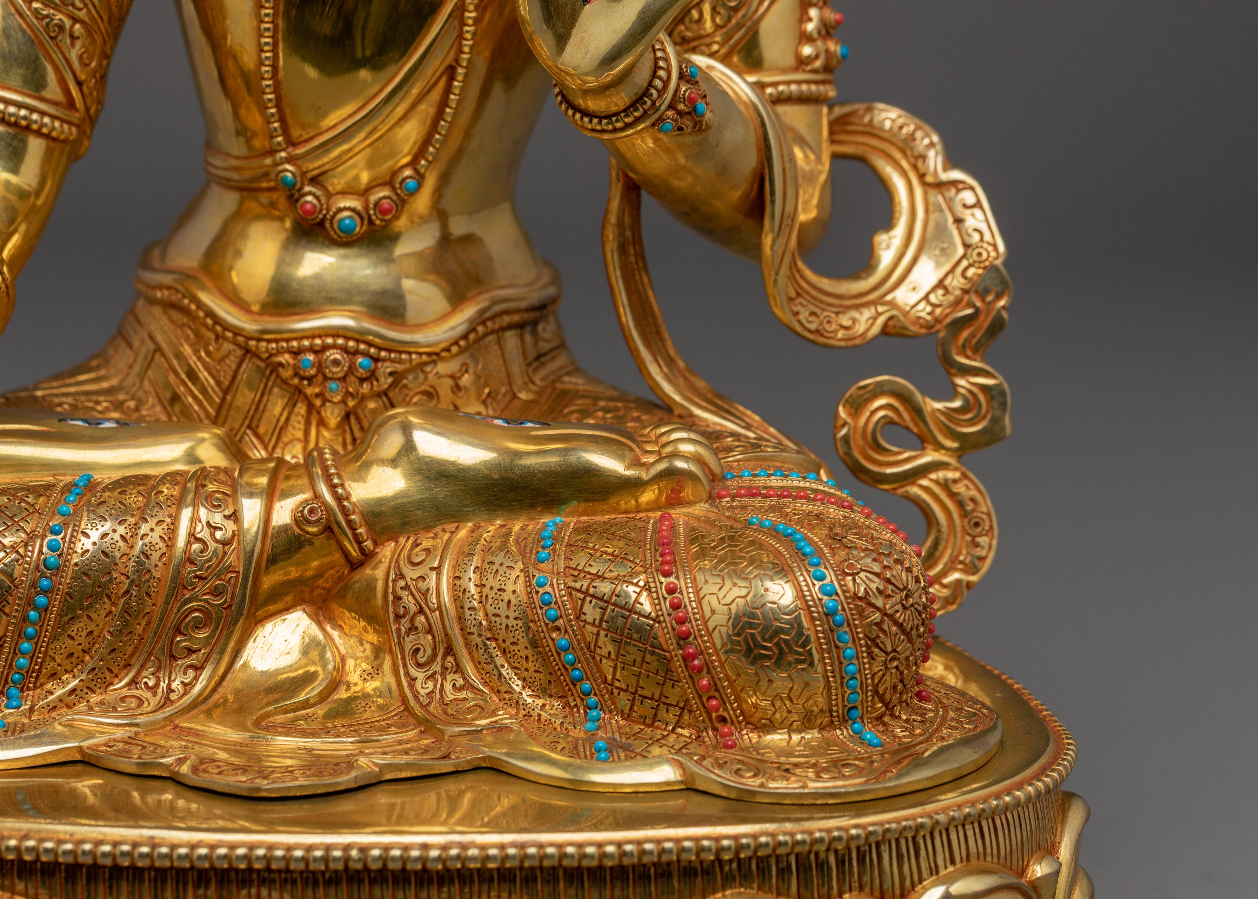 Handmade Sitatapatra Sculpture | White Umbrella Deity