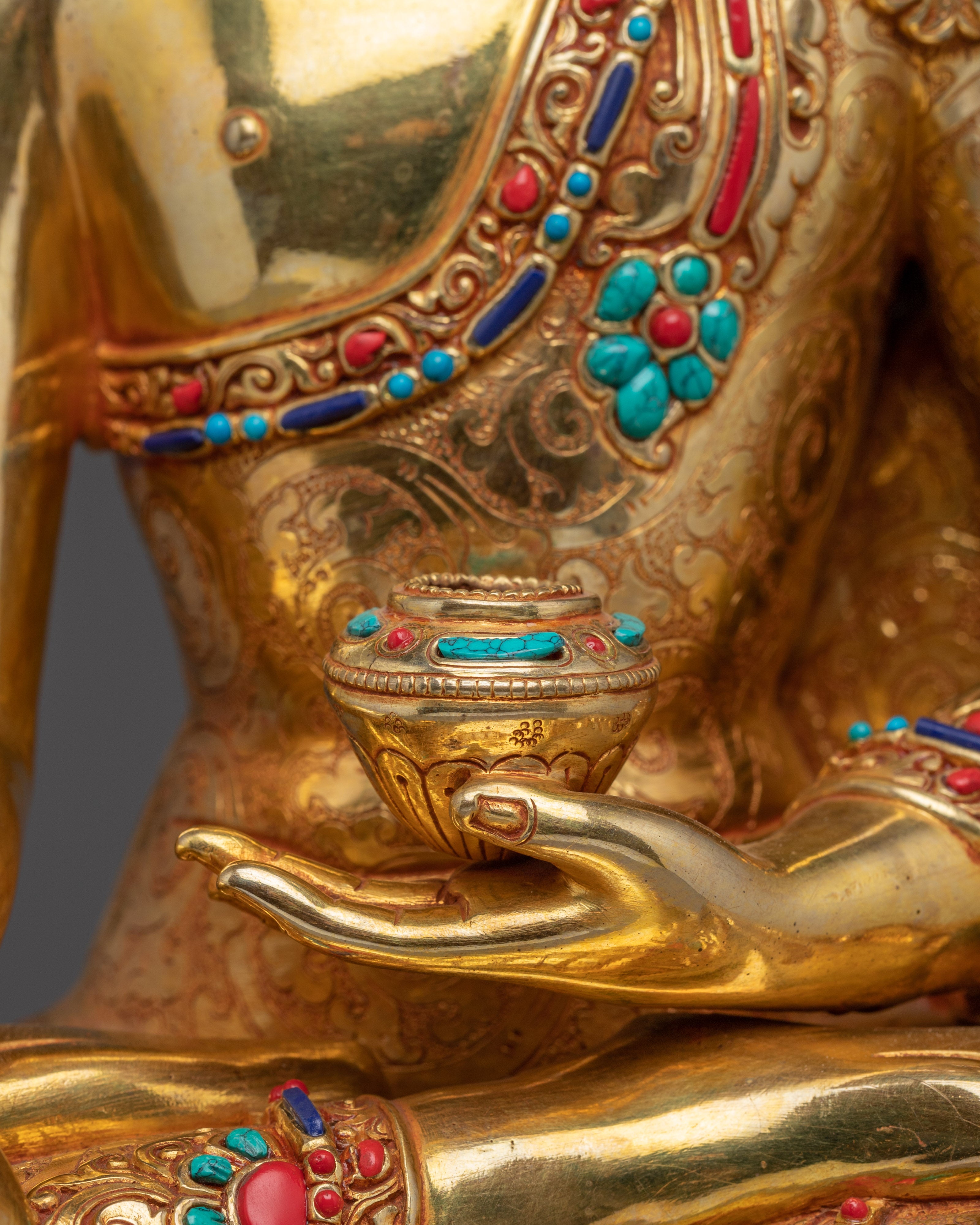 Shakyamuni Buddha, Peaceful Meditation Idol | Mindfulness Home Decor