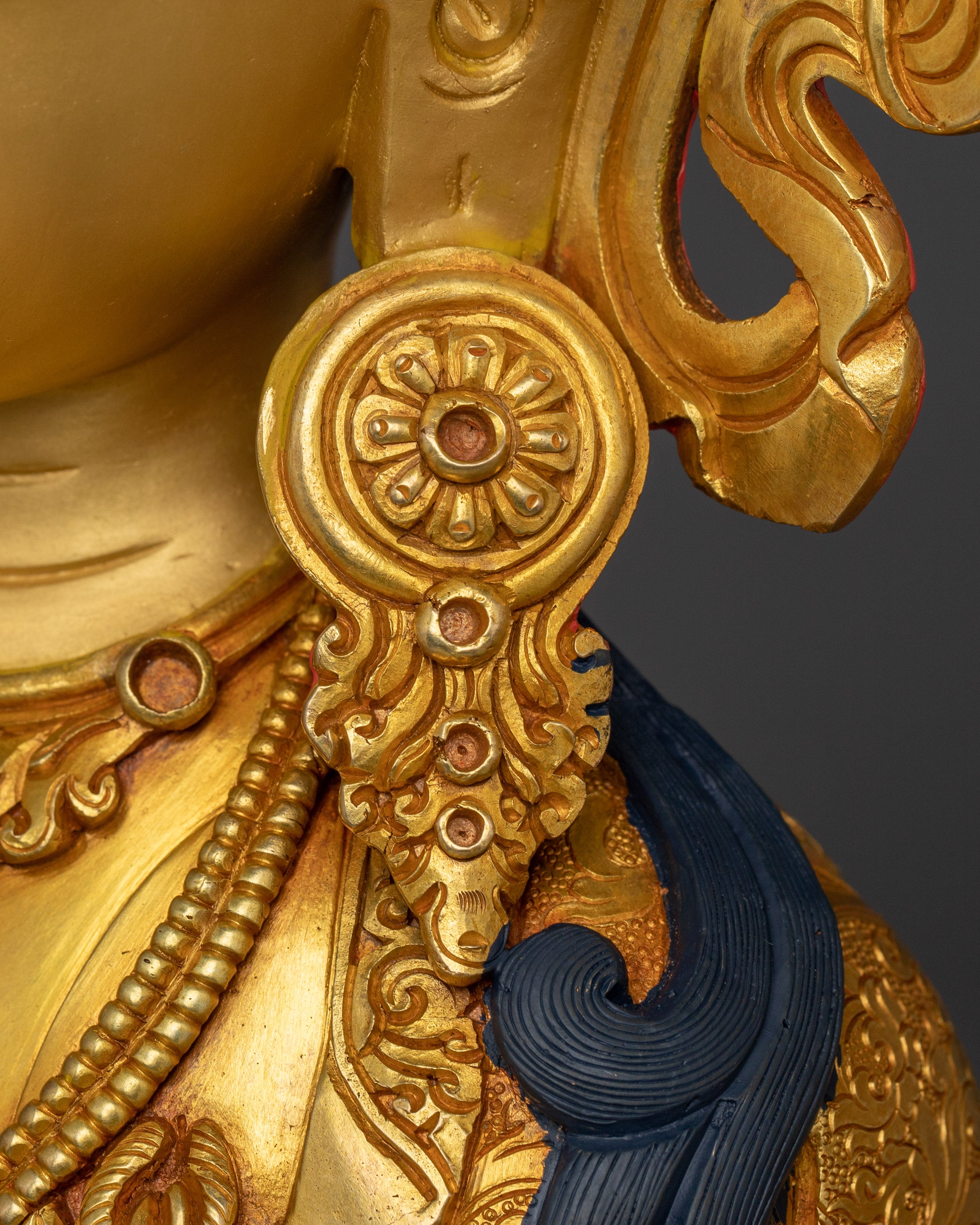Chenrezig Statue: Symbol of Mercy and Compassion