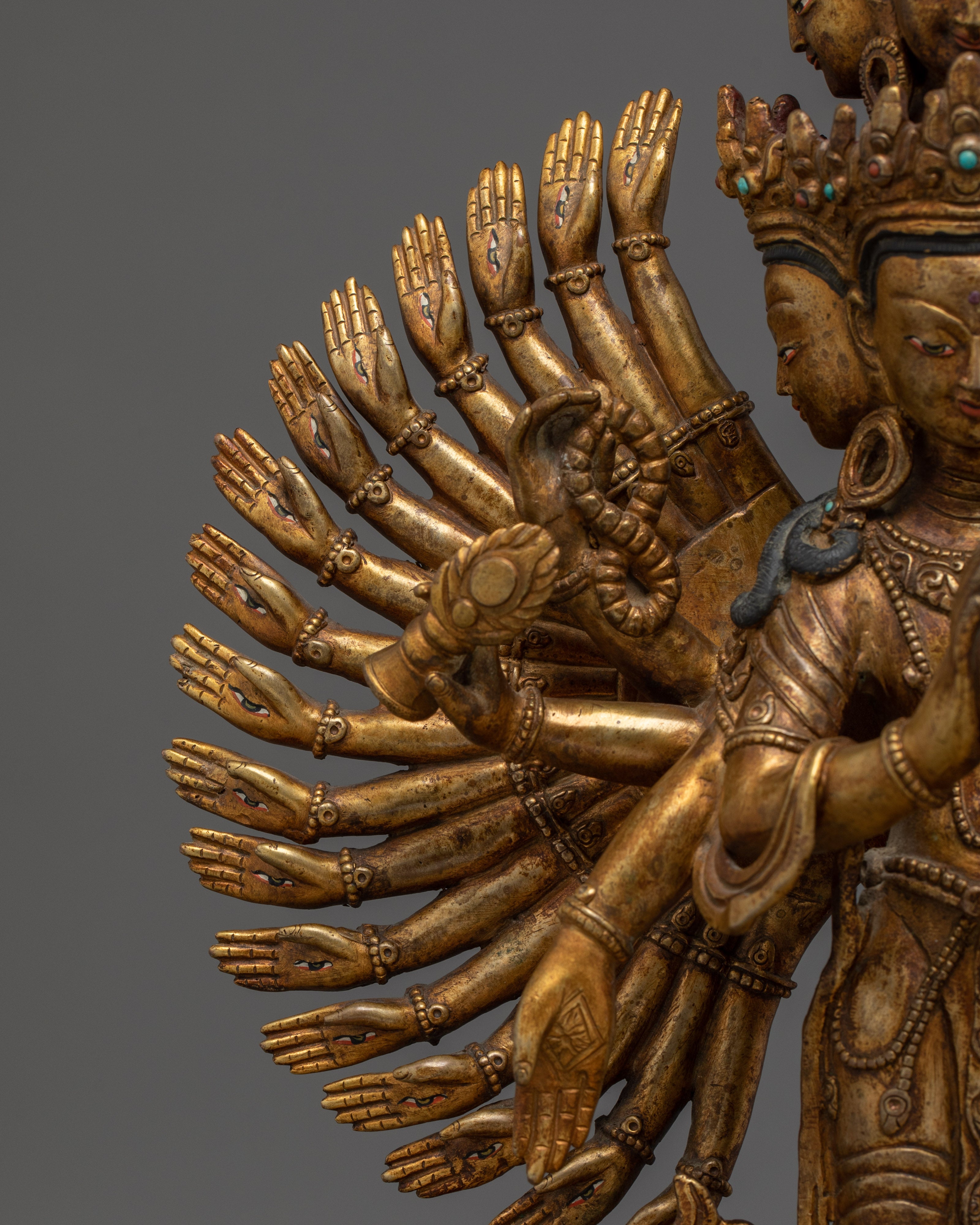 Handcrafted Chenrezig With 1000 Arms | Traditional Himalayan Art
